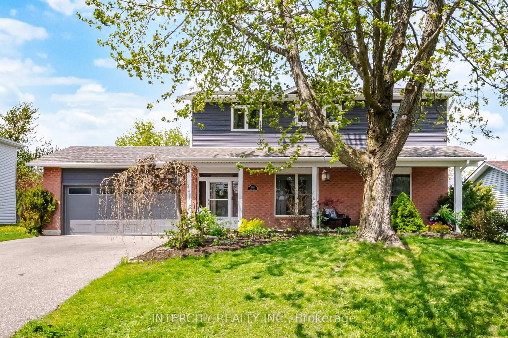 2262 Webb Street, Innisfil, ON L9S 1K7 - Photo 1