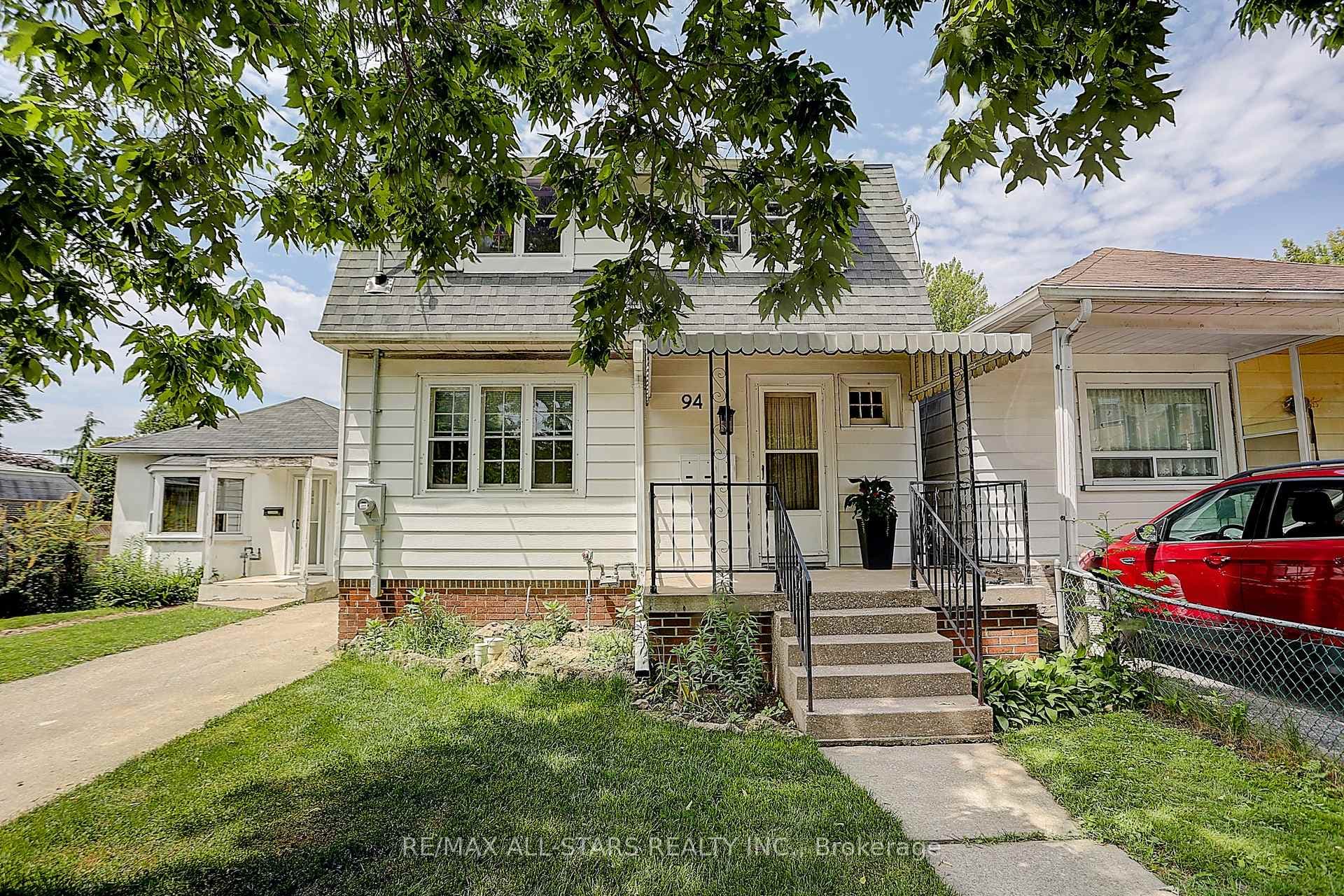 94 Thirty Ninth Street Unit 2, Liberty Village / Parkdale / South Parkdale, ON M8W 3M7 - Photo 1
