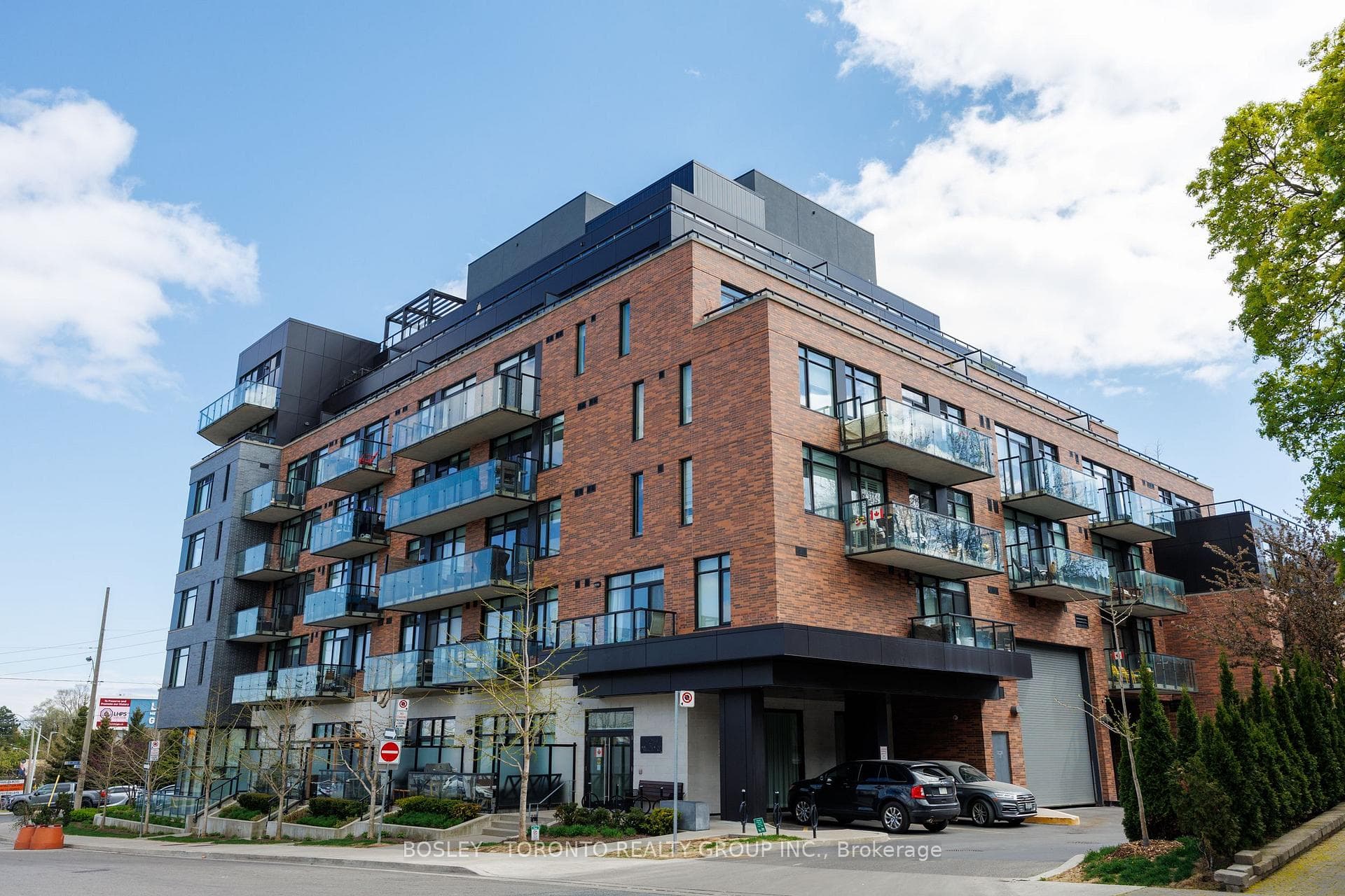 25 Malcolm Road Unit 411, Flemingdon Park / Don Mills, ON M4G 1X7 - Photo 1