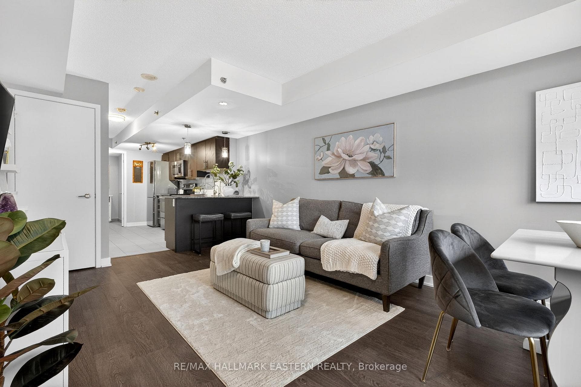 Spacious Living Room