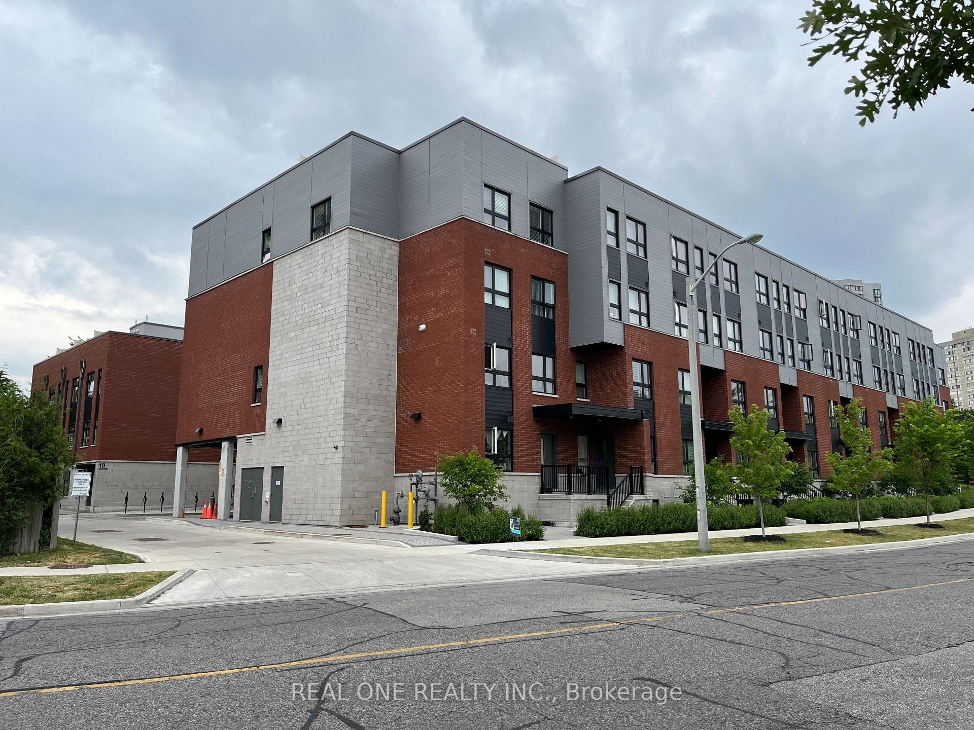 2100 Bridletowne Circle Unit 318, Scarborough Village / Eglinton East, ON M1W 2L1 - Photo 1