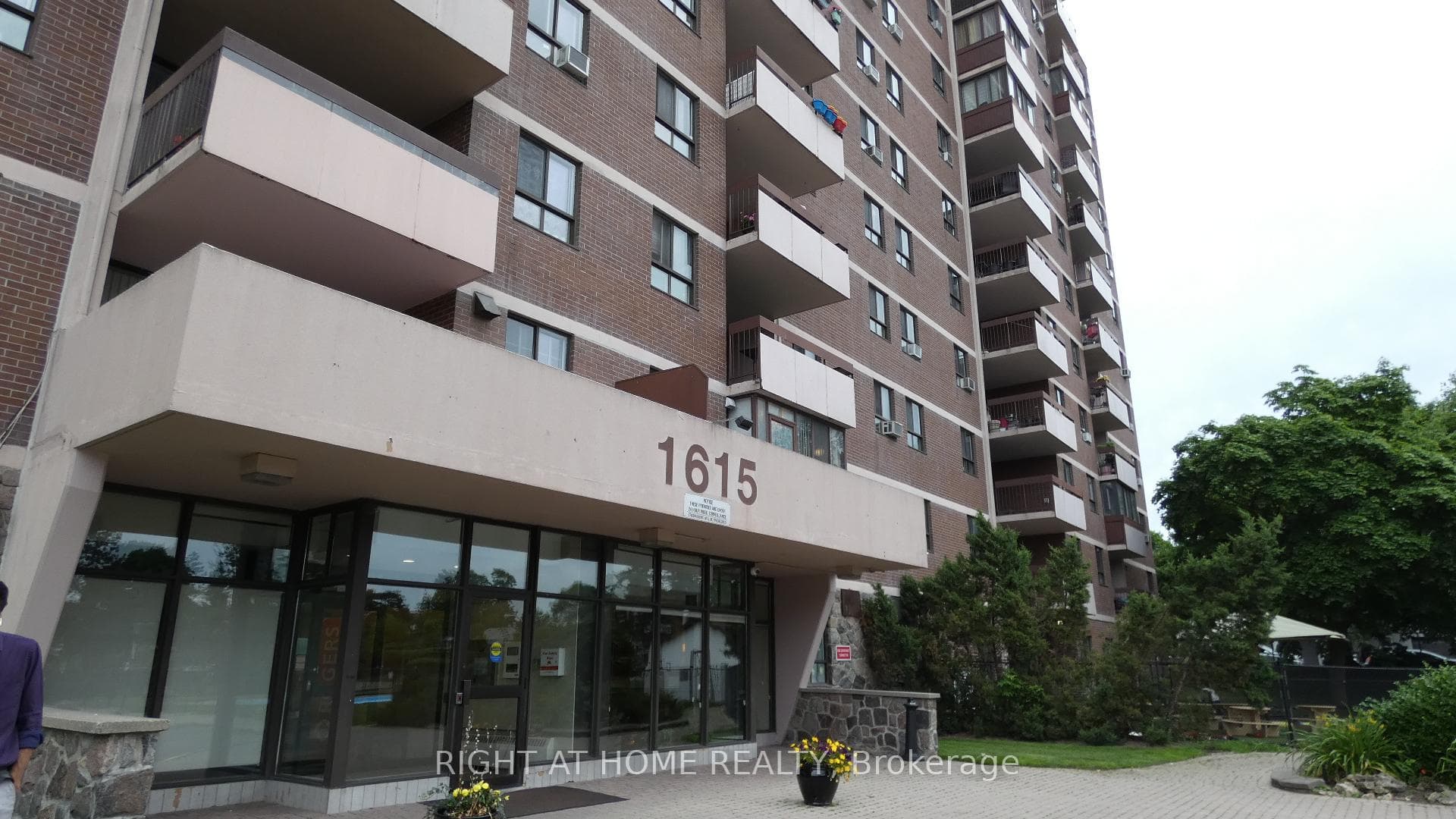 1615 Bloor Street Unit 708, Mississauga, ON L4X 1S2 - Photo 1