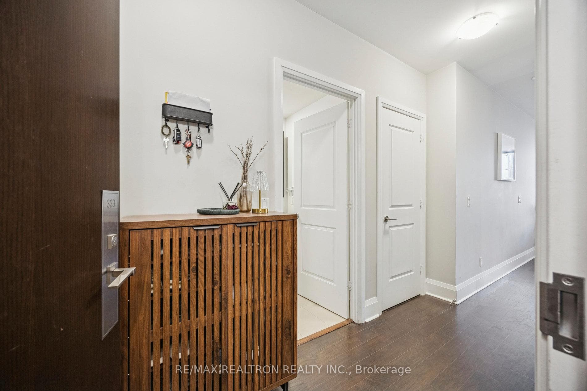 100 Harrison Garden Boulevard Unit 323, Willowdale / Newtonbrook, ON M2N 0C2 - Photo 1