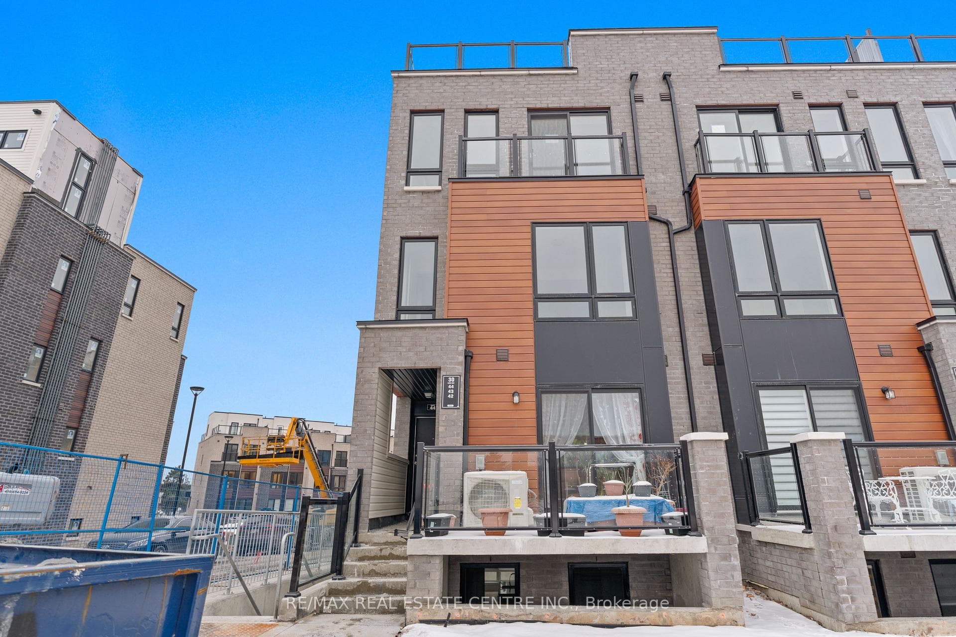 30 Liben Way Unit 43, Scarborough (Morningside / West Hill), ON M1B 0E8 - Photo 1