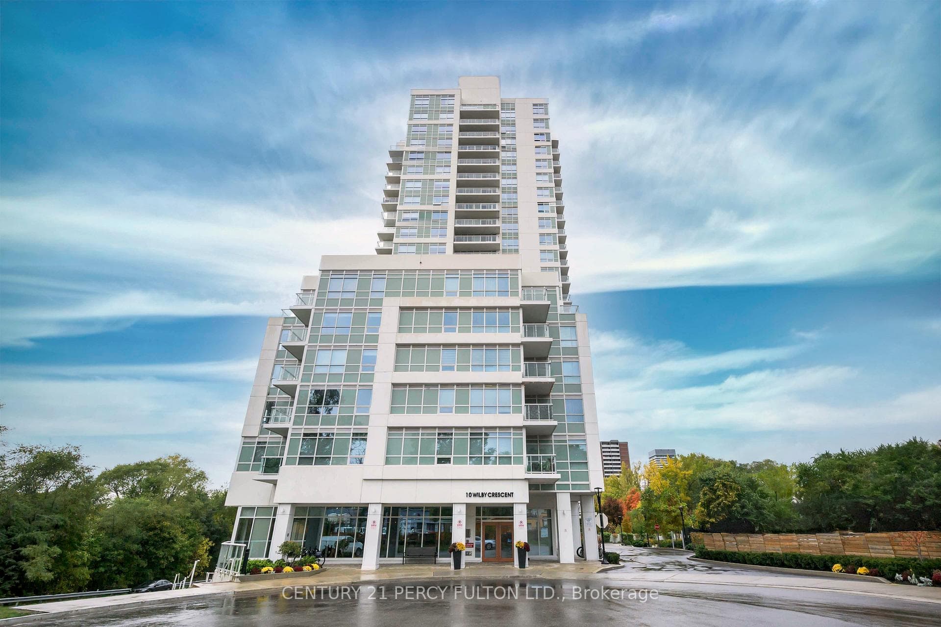 10 Wilby Crescent Unit 204, York / Weston, ON M9N 1E5 - Photo 1