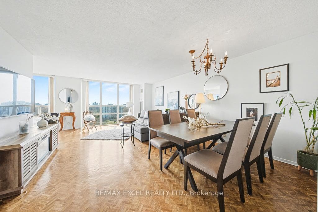 215 Wynford Drive Unit 1604, Flemingdon Park / Don Mills, ON M3C 3P5 - Photo 1