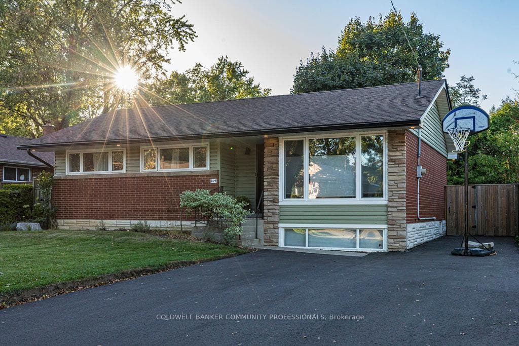 104 West 33rd Street, Hamilton, ON L9C 5J1 - Photo 1