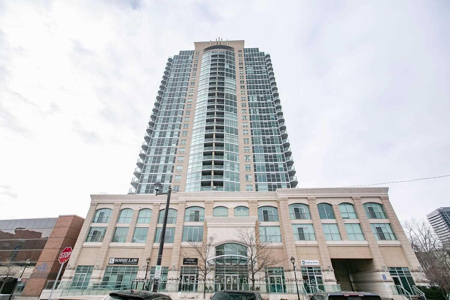 9 George Street Unit 814, Brampton