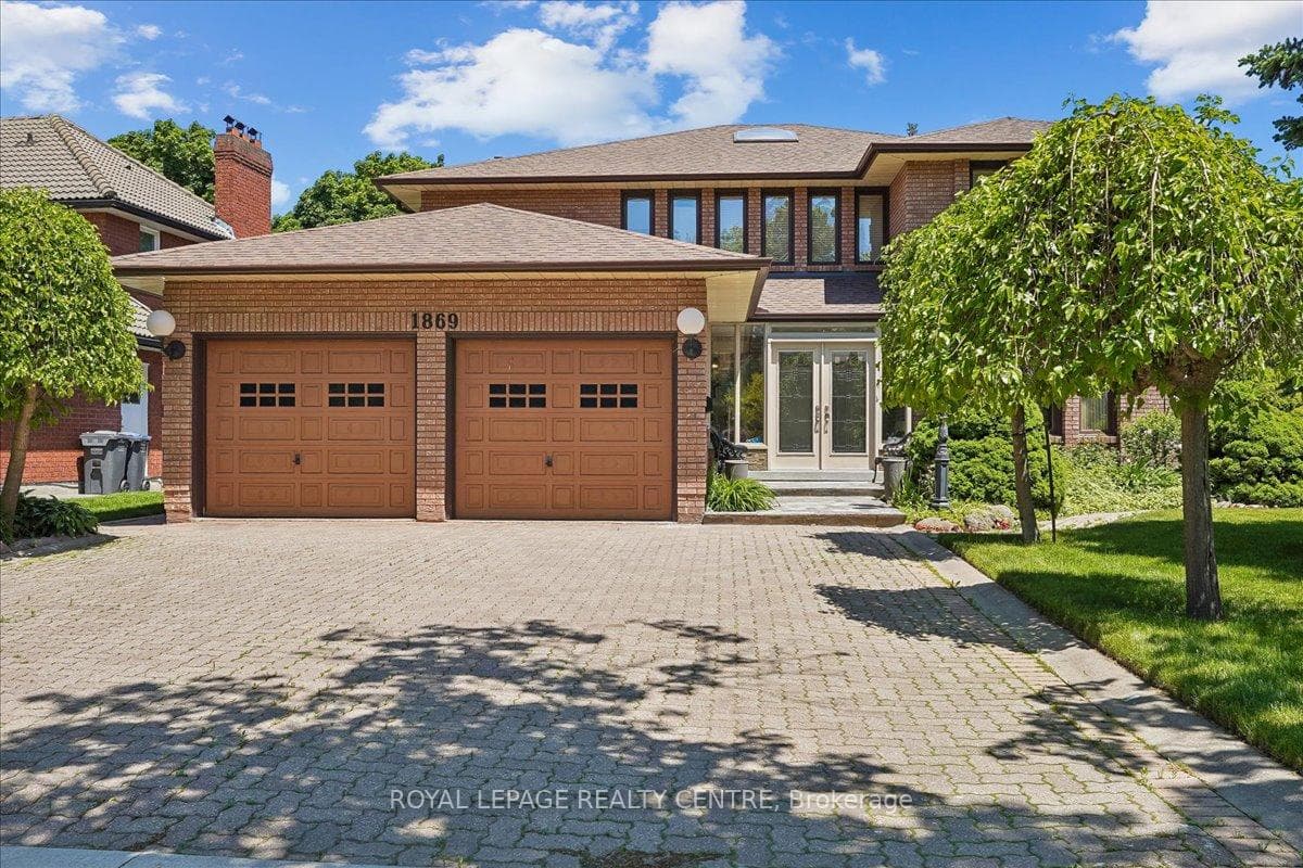 1869 Folkway Drive, Mississauga, ON L5L 2X1 - Photo 1