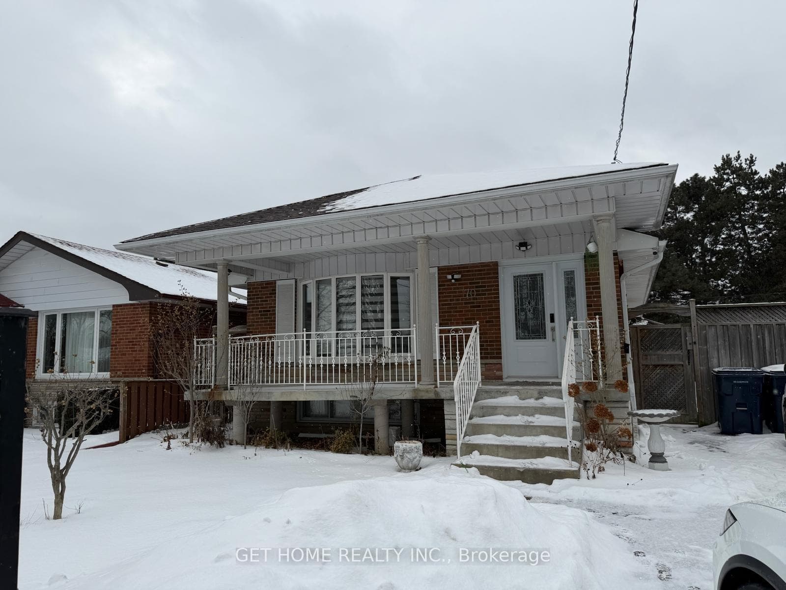 70 Moraine Hill Drive Unit Main, Scarborough Village / Eglinton East, ON M1T 2A2 - Photo 1