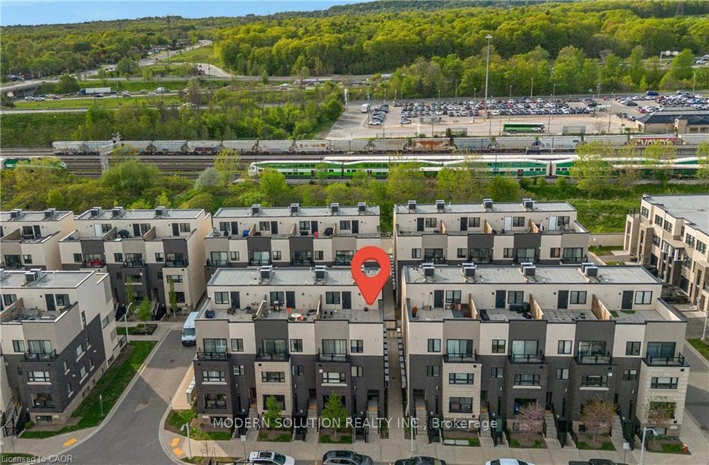 1131 Cooke Boulevard Unit 712, Burlington, ON L7T 0C3 - Photo 1