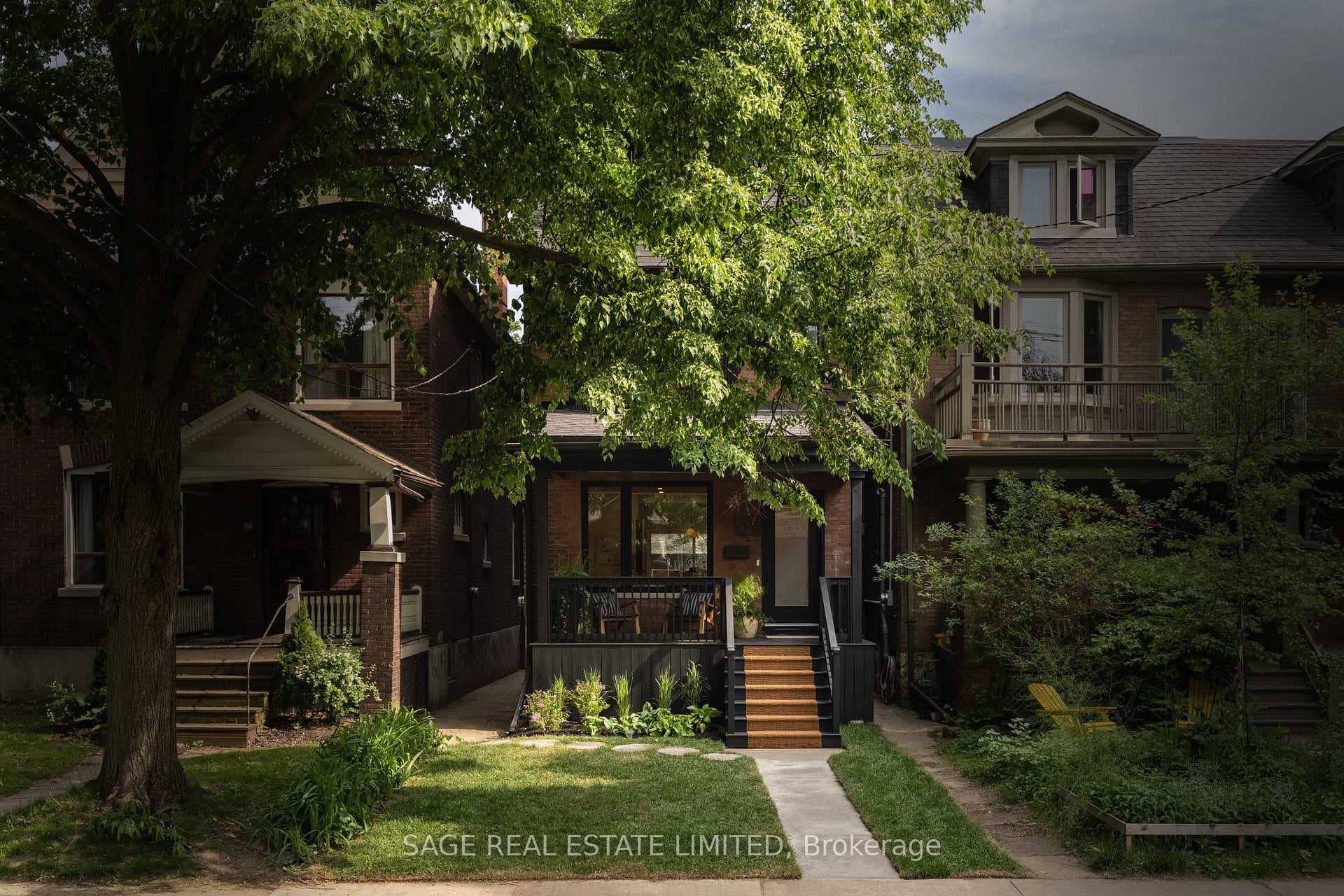 21 Galley Avenue, High Park / Junction / Roncesvalles, ON M6R 1G9 - Photo 1