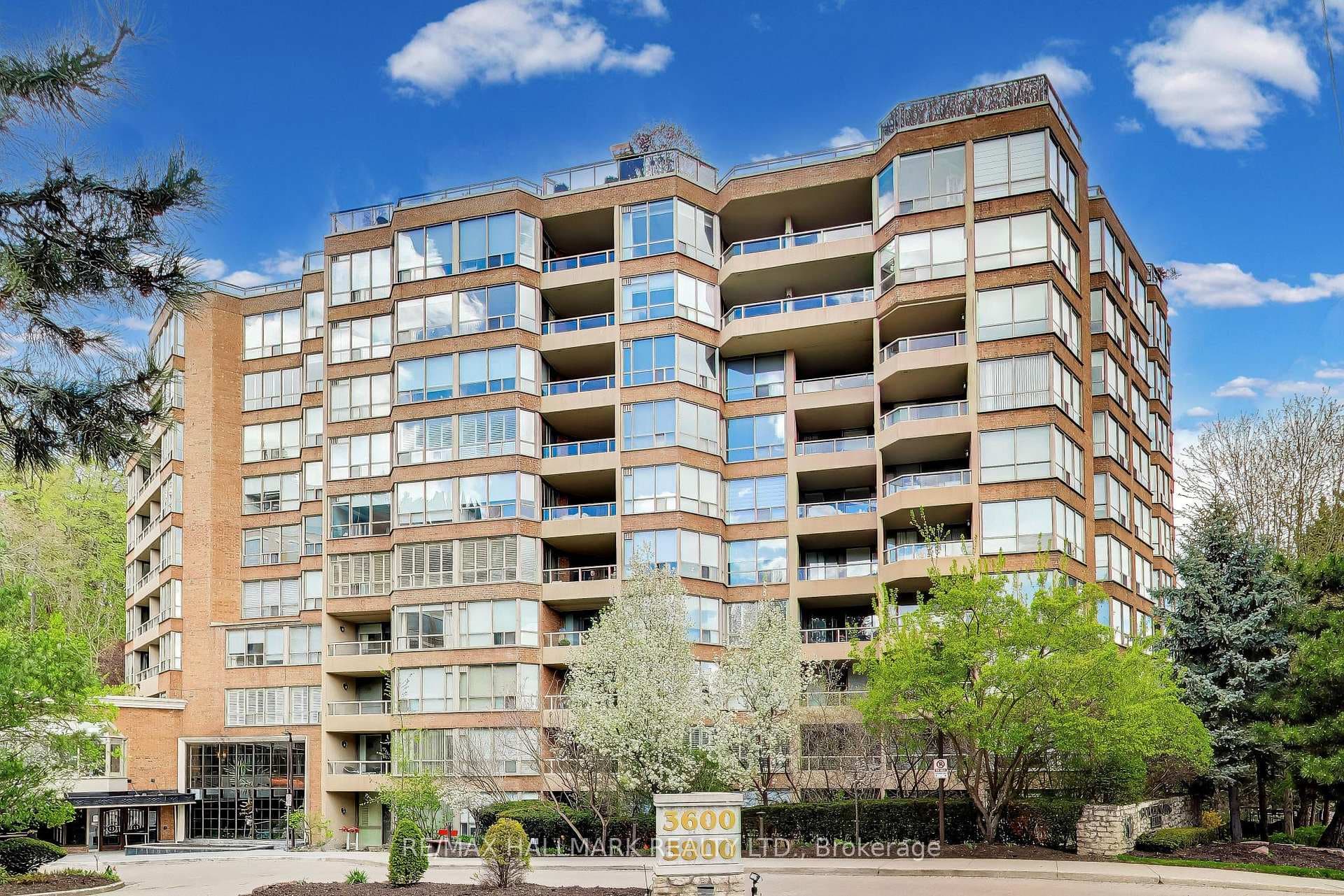 3800 Yonge Street Unit 610, Lawrence Park / Bedford Park, ON M4N 3P7 - Photo 1