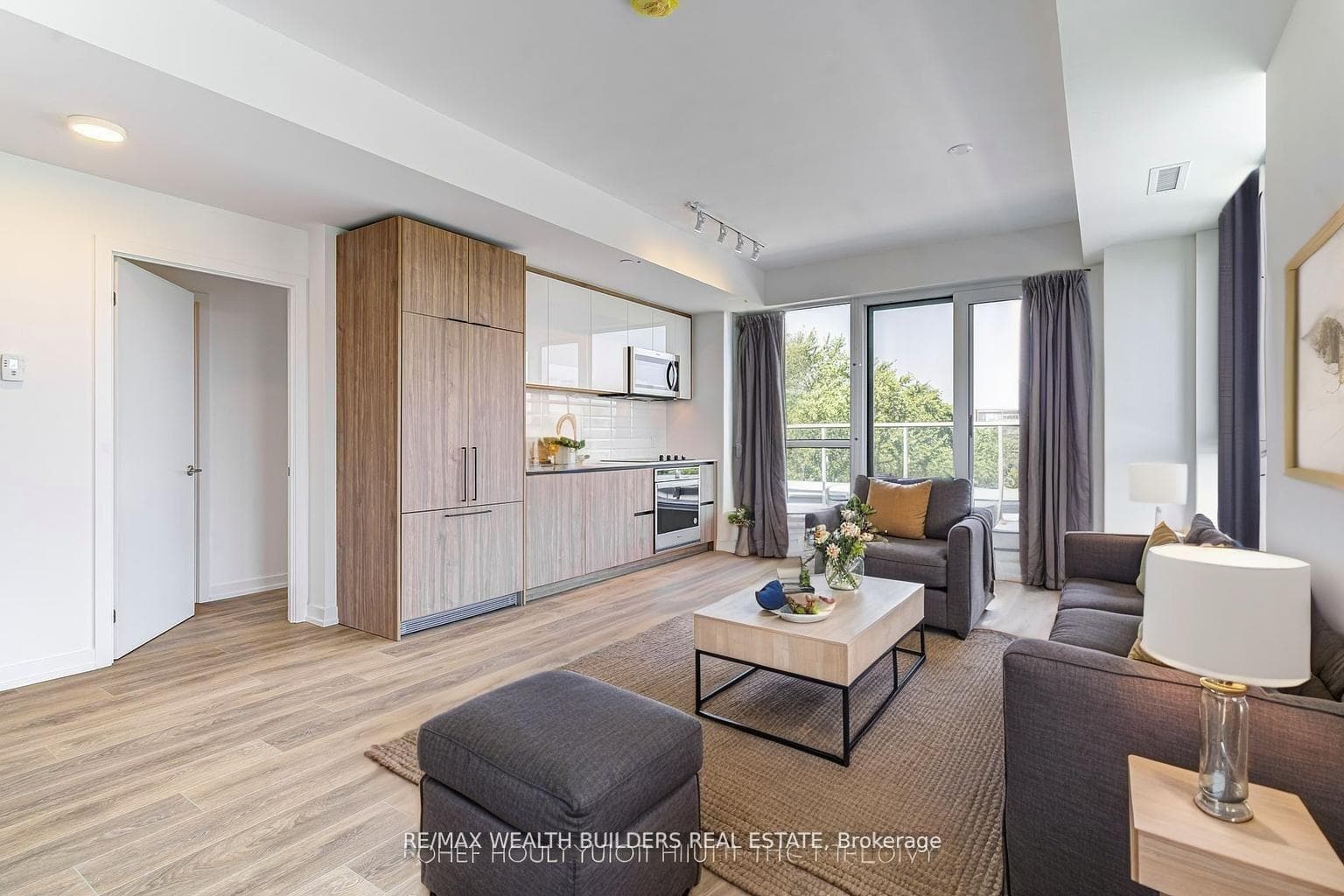 150 Logan Avenue Unit 627, Riverdale / Leslieville, ON M4M 0E4 - Photo 1