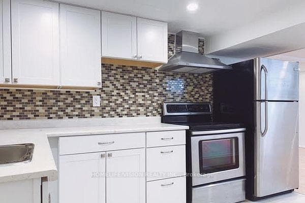 19 Danube Drive Unit Bsmt, Toronto E04