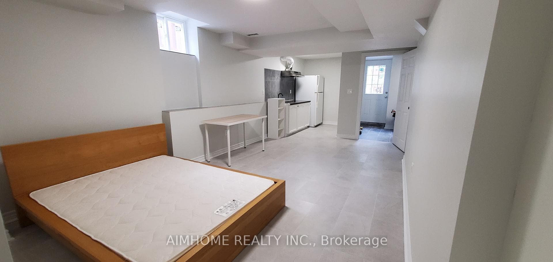 10 Castleridge Drive Unit b1, Richmond Hill, ON L4B 1P1 - Photo 1