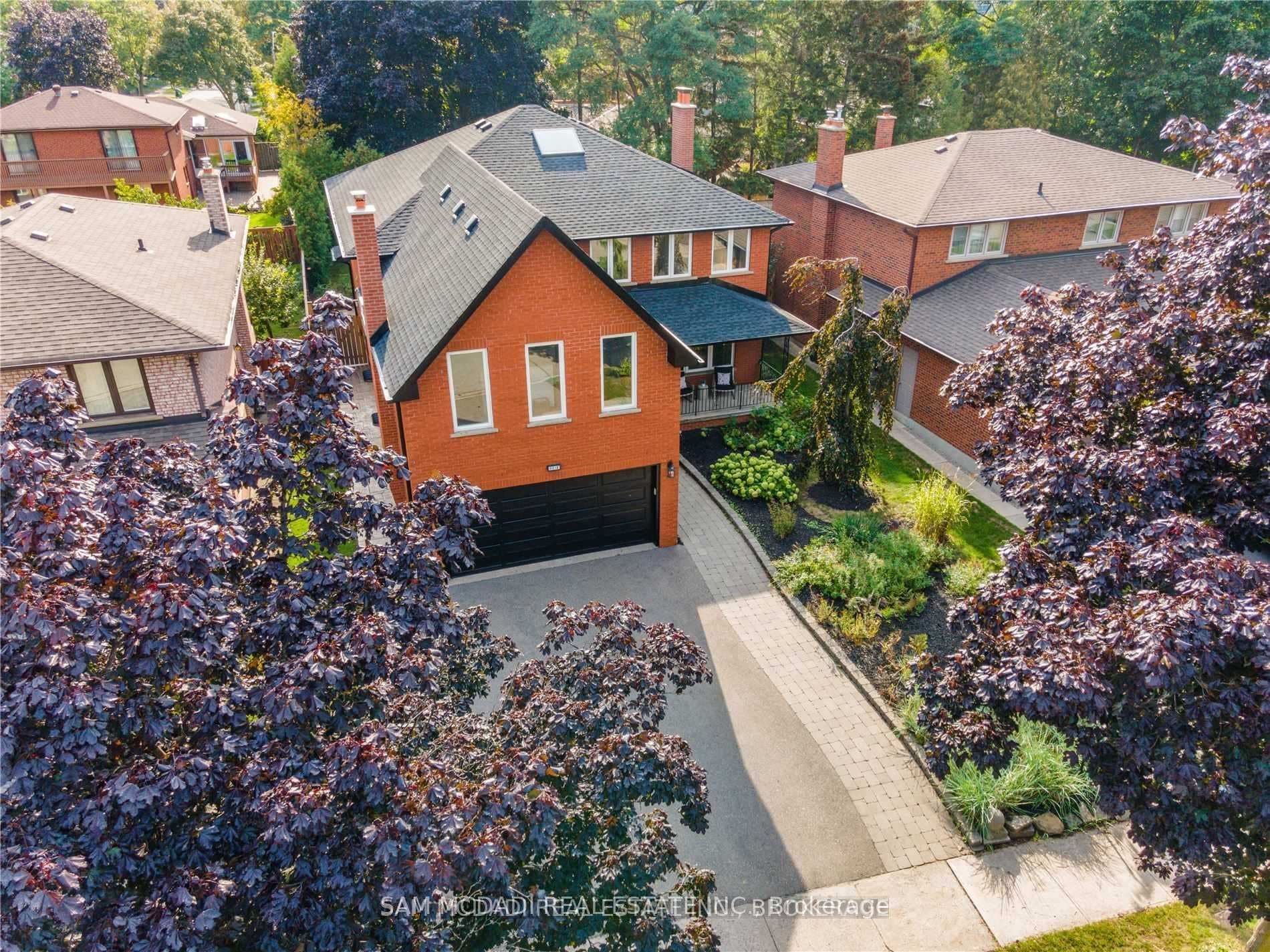 2212 Florian (Upper) Road, Mississauga, ON L5A 2M4 - Photo 1