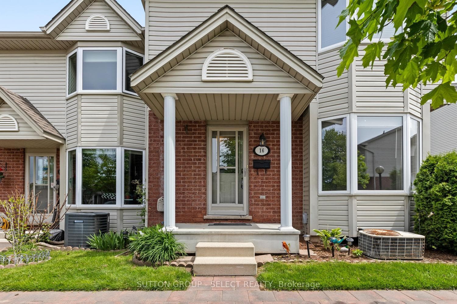 20 Kernohan Parkway Unit 16, London South, ON N6J 4Y3 - Photo 1