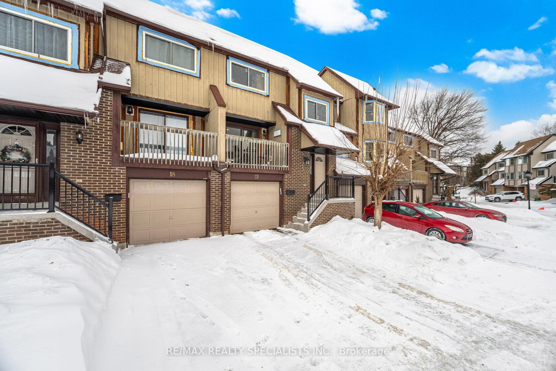 6780 Formentera Avenue Unit 19, Mississauga, ON L5N 2L1 - Photo 1