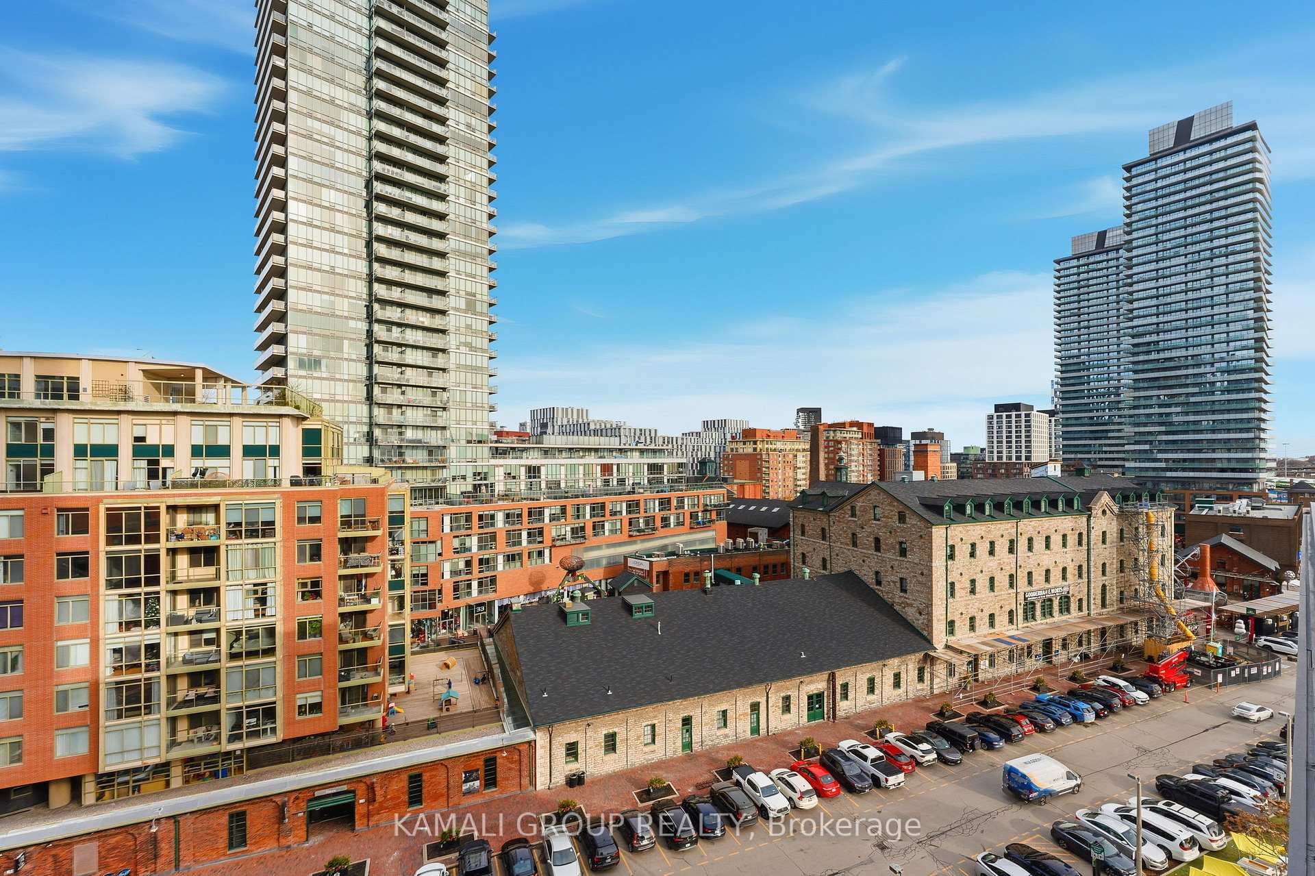 35 Parliament St #806