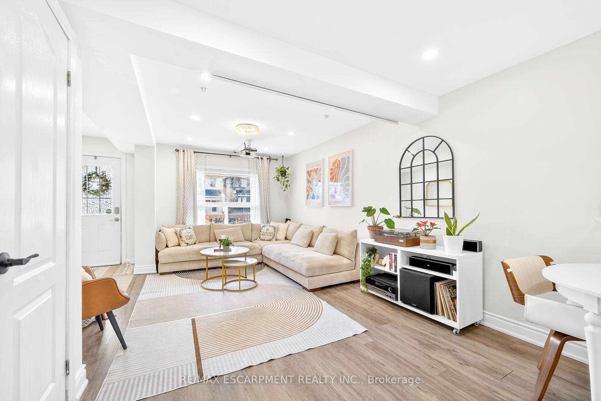 133 Avondale Street, Hamilton, ON L8L 7B9 - Photo 1