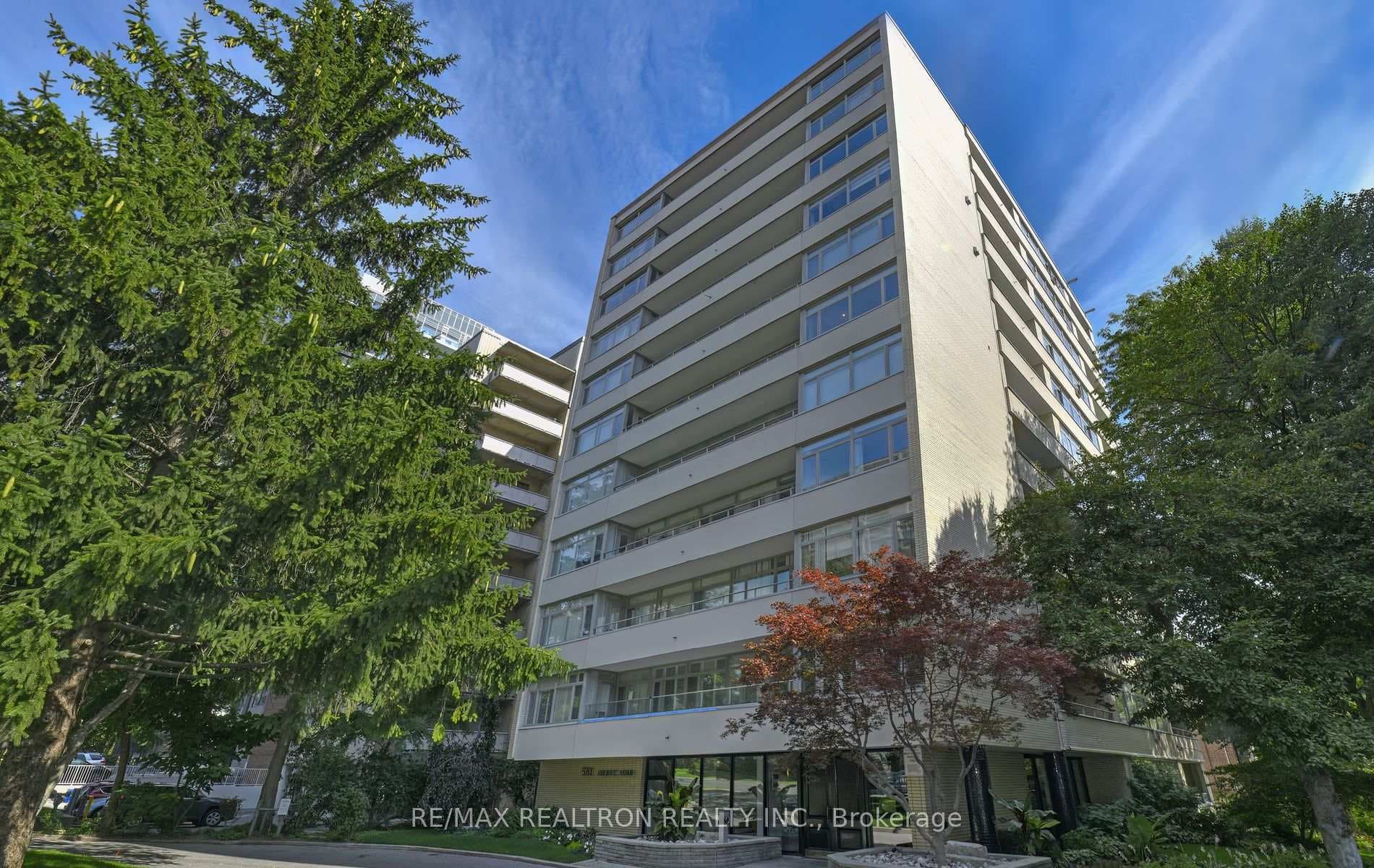 581 Avenue Rd Road Unit 501, Annex / Yorkville / Summerhill, ON M4V 2K4 - Photo 1