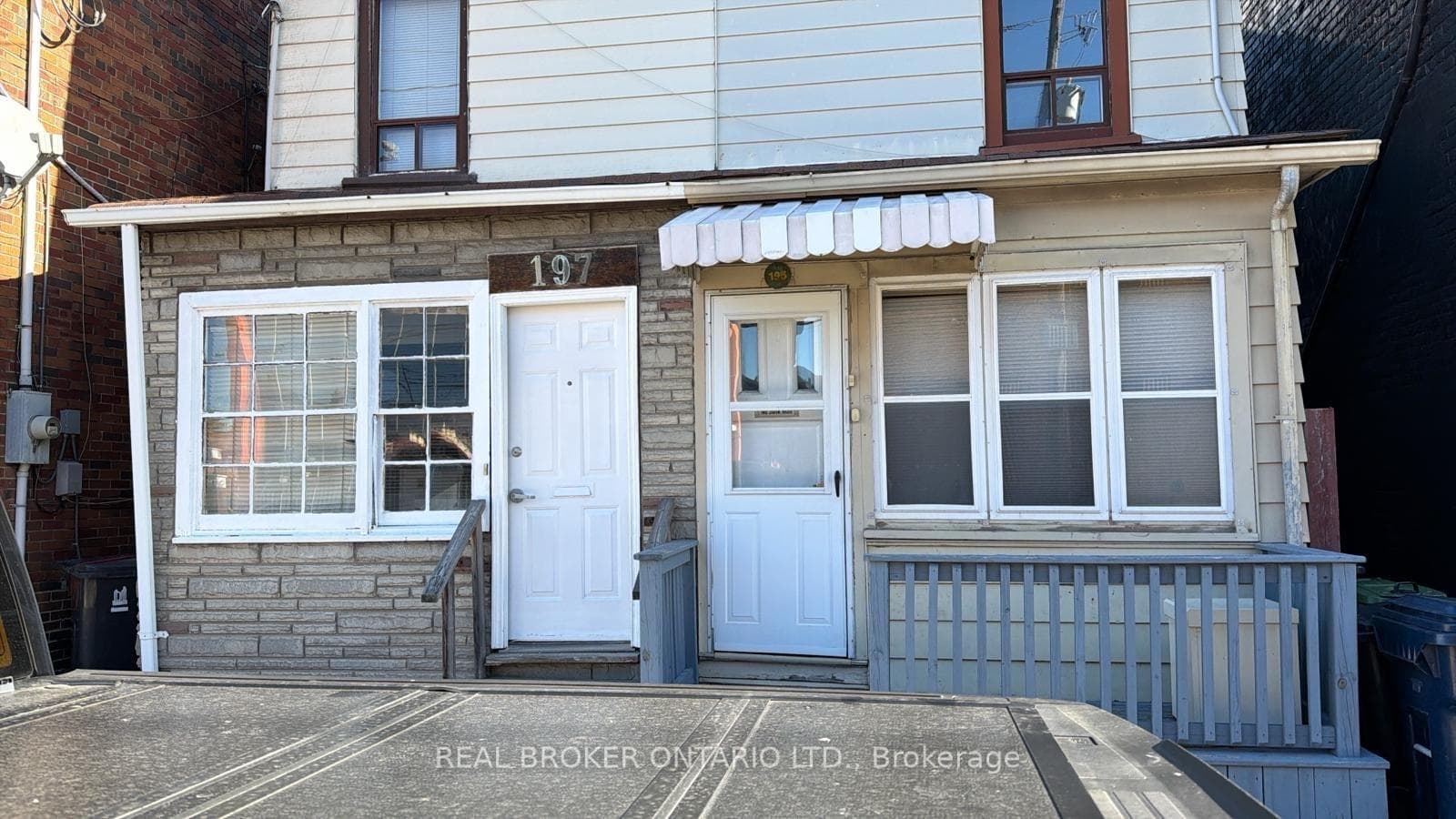 195 Islington Avenue, Liberty Village / Parkdale / South Parkdale, ON M8V 3B8 - Photo 1