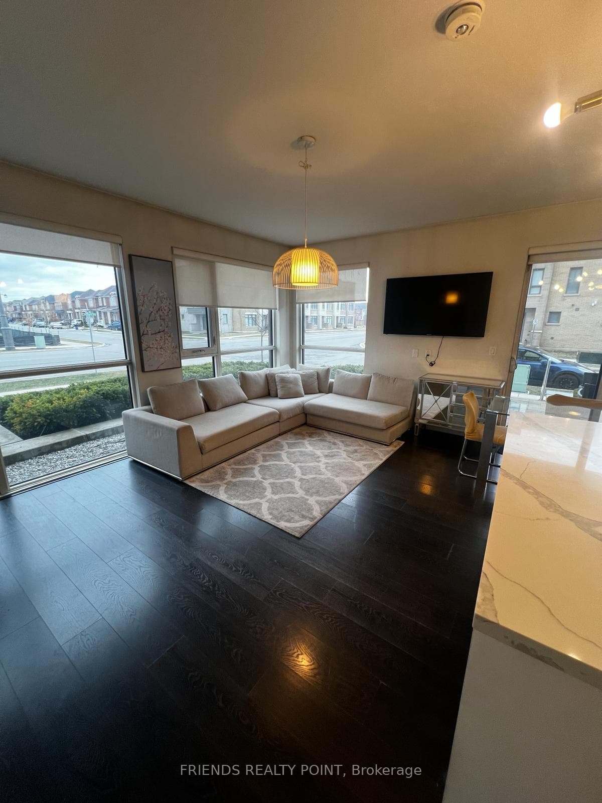 150 Sabina Drive Unit 105, Oakville, ON L6H 7C3 - Photo 1