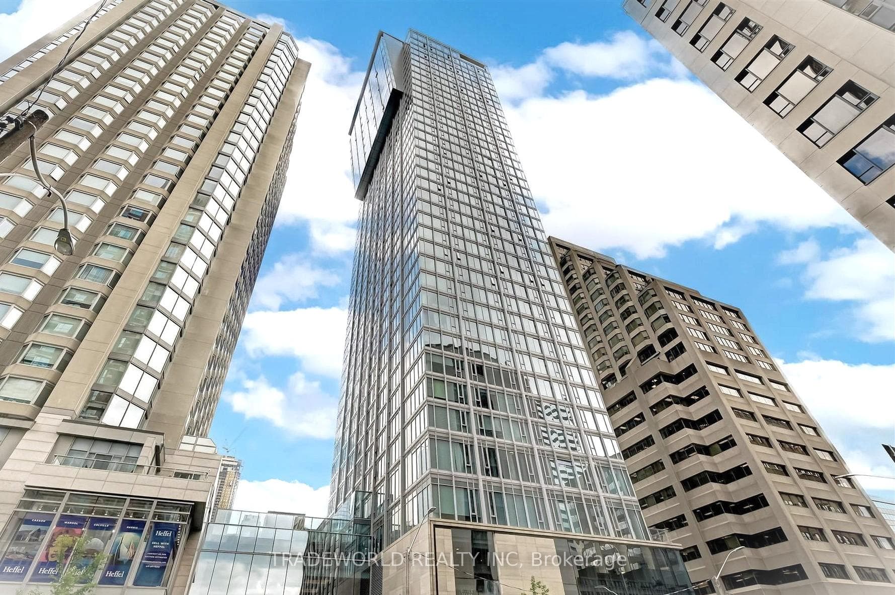 188 Cumberland Street Unit 1112, Annex / Yorkville / Summerhill, ON M5R 0B6 - Photo 1