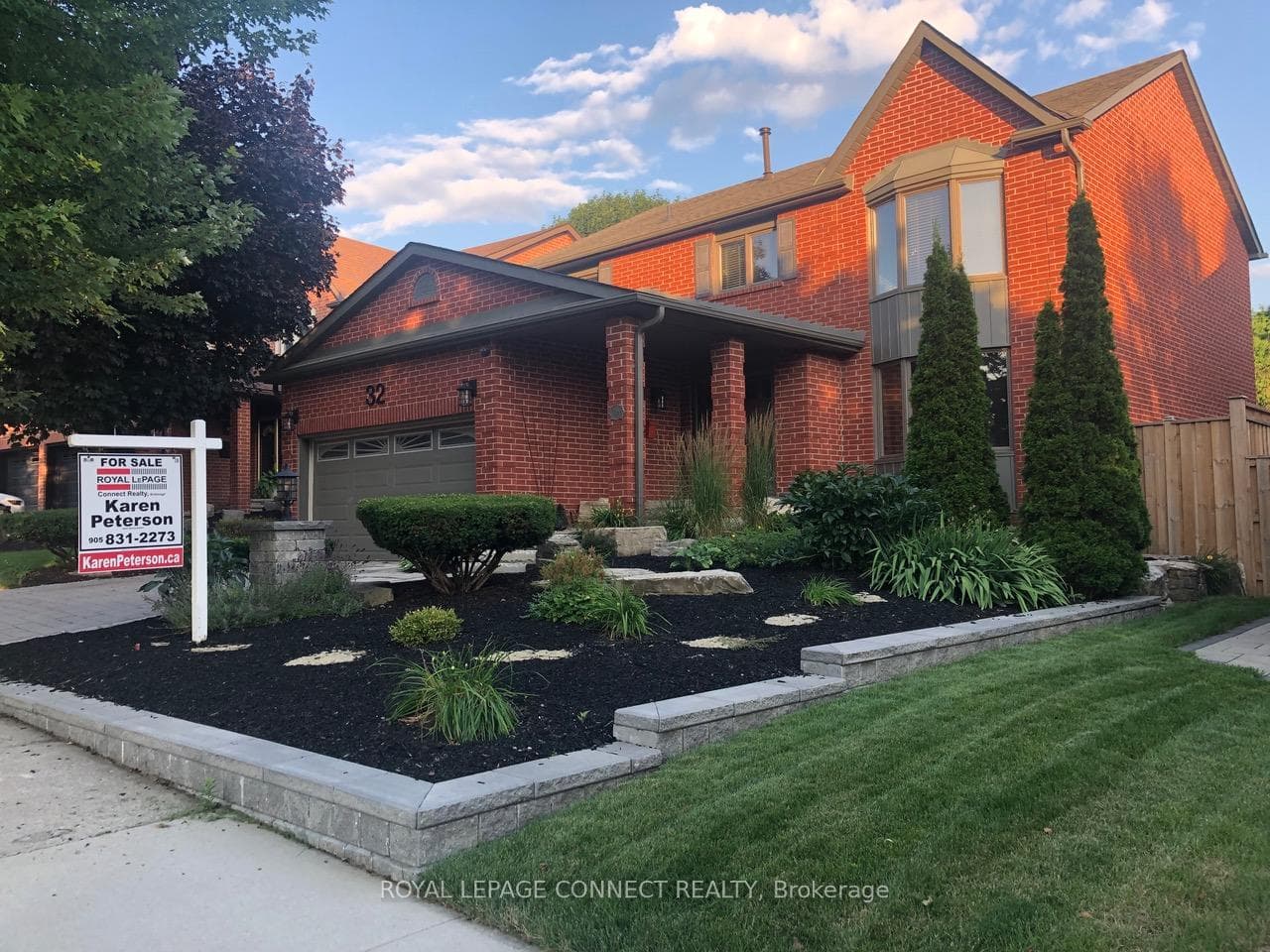 32 Maplewood Drive, Whitby, ON L1N 7C4 - Photo 1