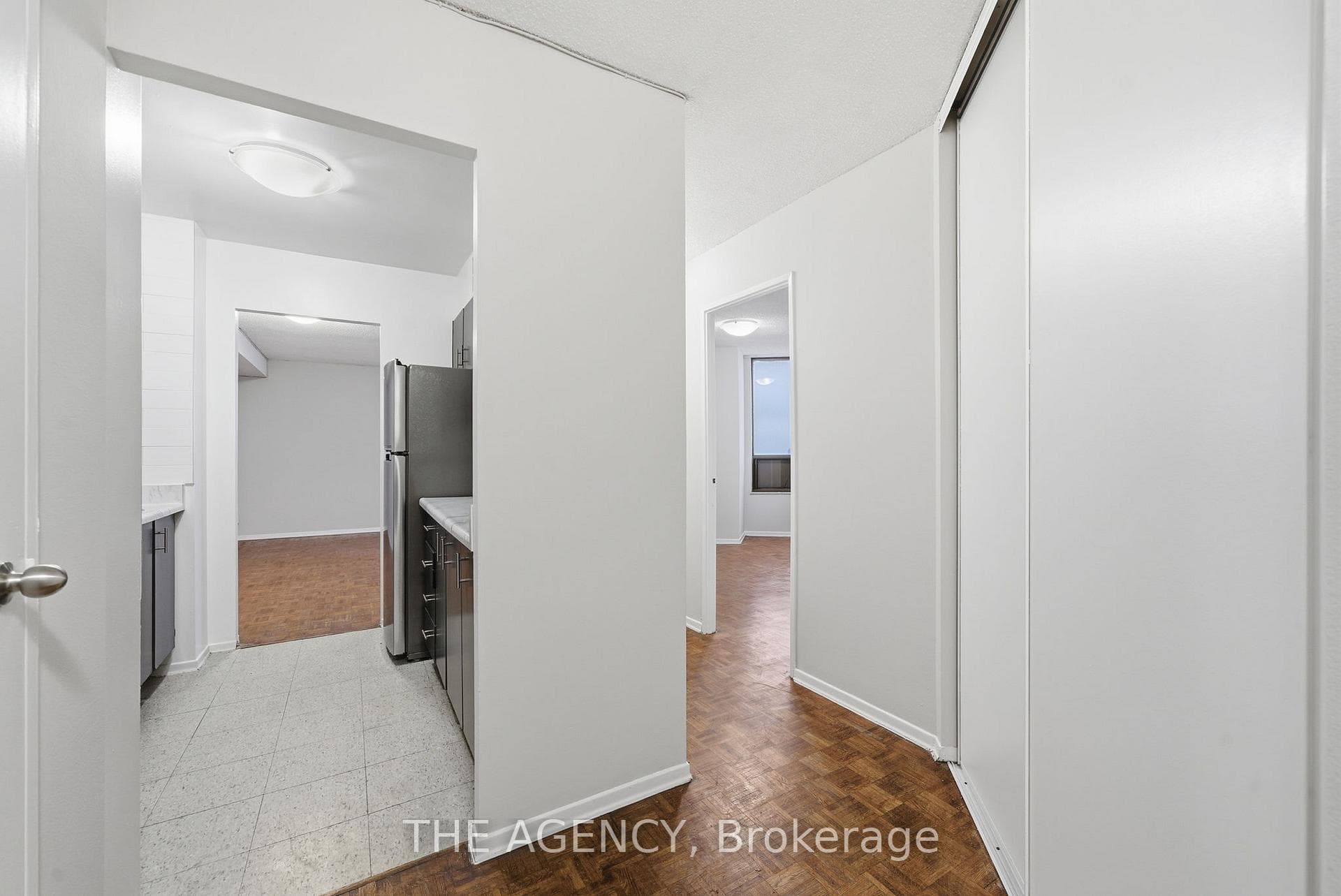 2350 Dundas Street Unit 2009A, Bloor West Village / Swansea, ON M6P 4B1 - Photo 1