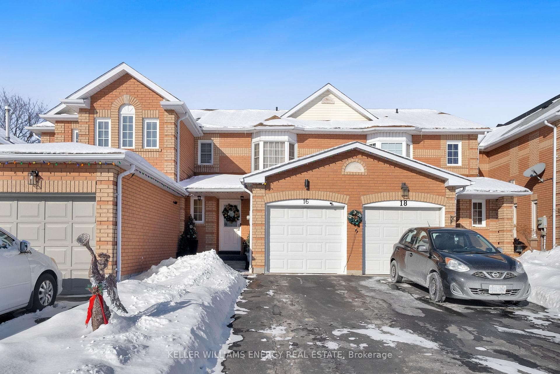 16 Creekwood Crescent, Whitby