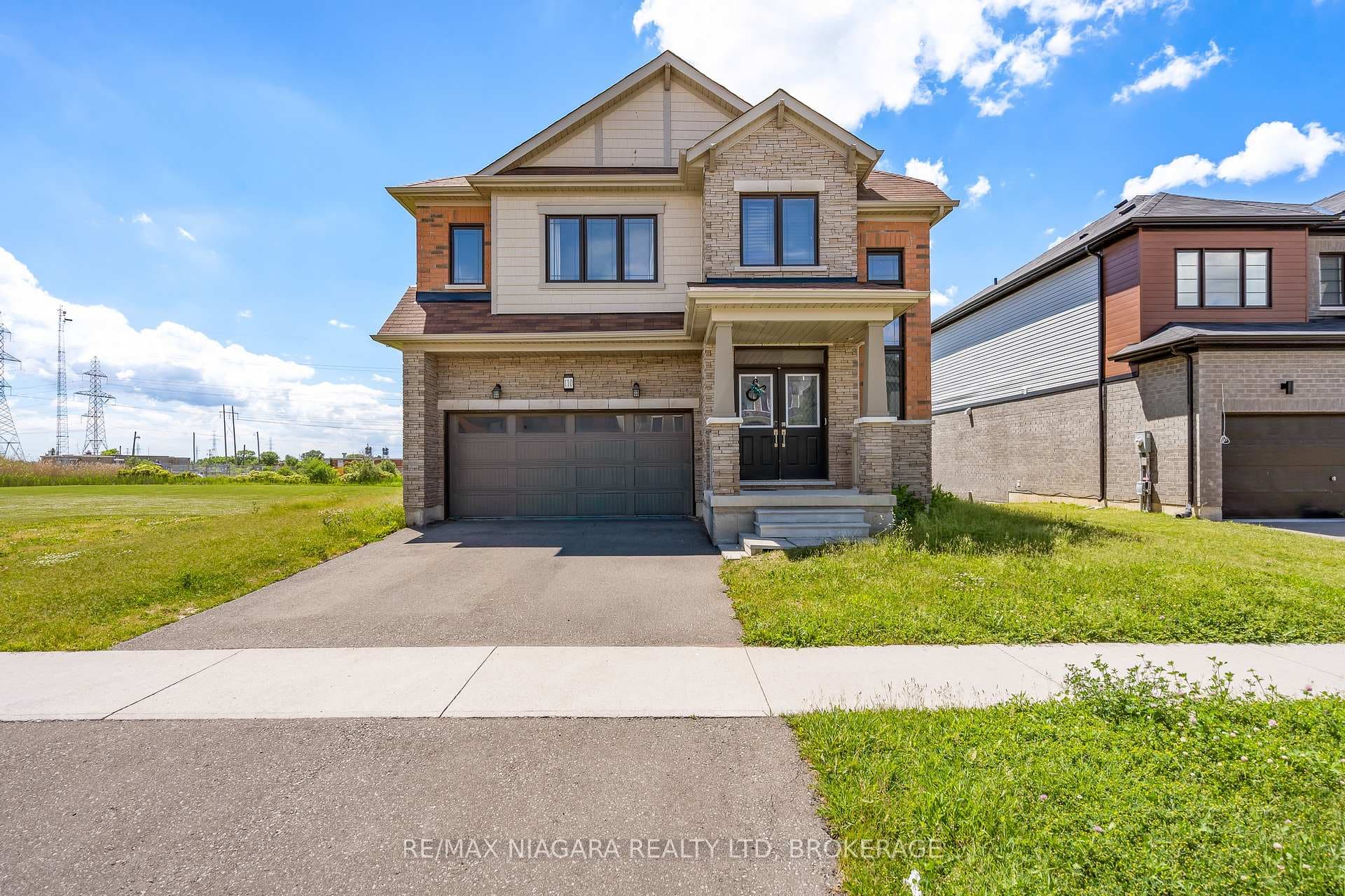 110 Explorer Way, Thorold, ON L2V 0K3 - Photo 1