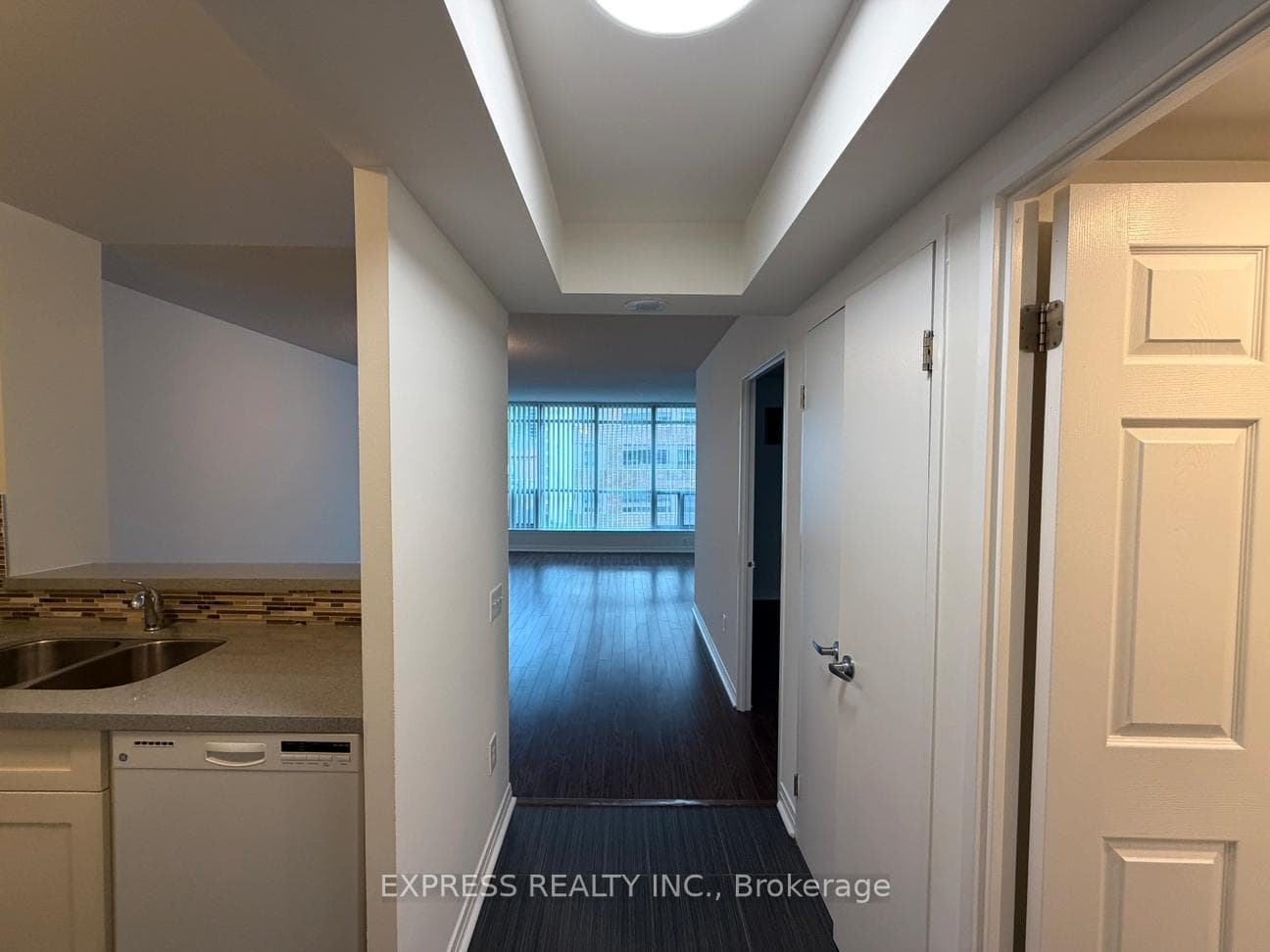 942 Yonge Street Unit 903, Annex / Yorkville / Summerhill, ON M4W 3S8 - Photo 1