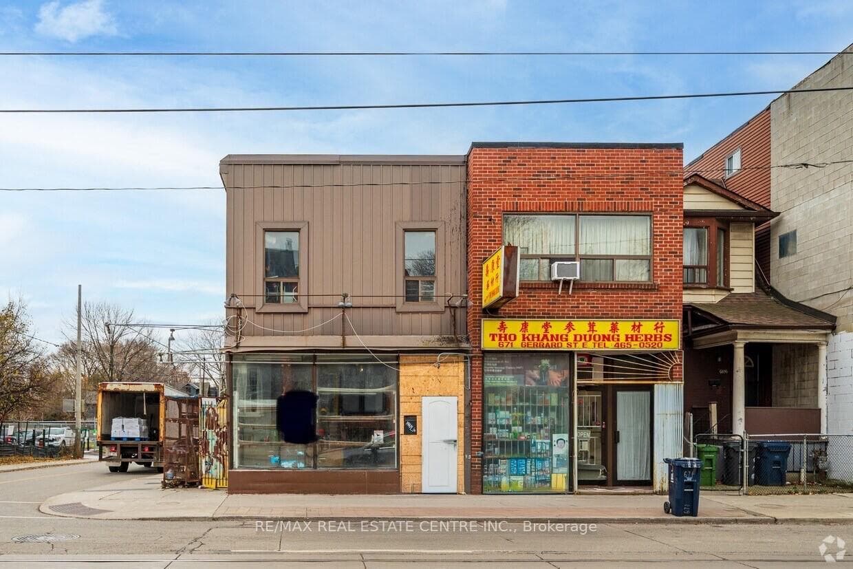 673 Gerrard Street, Riverdale / Leslieville, ON M4M 1Y2 - Photo 1