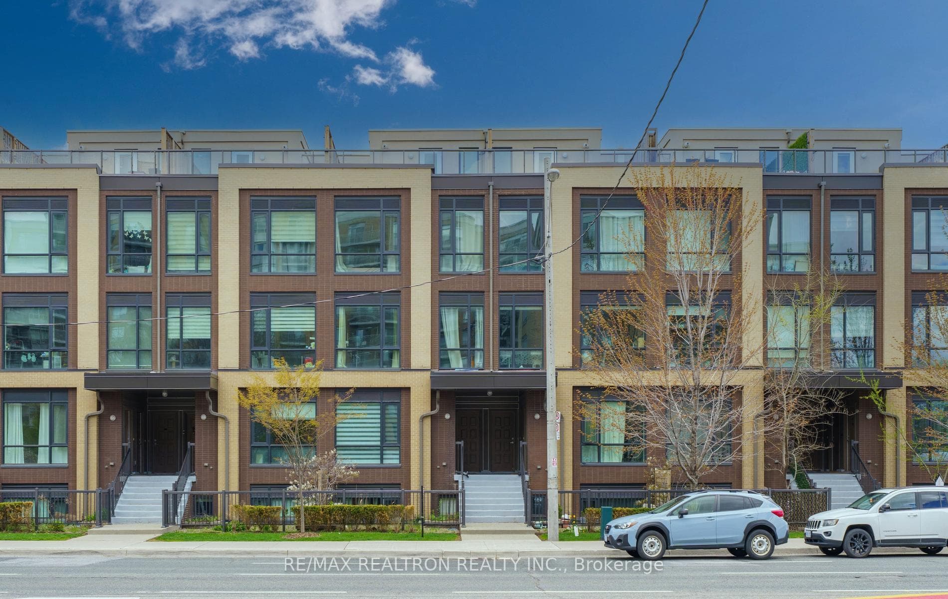 639 Lawrence Avenue Unit 206, Lawrence Park / Bedford Park, ON M6A 1A9 - Photo 1