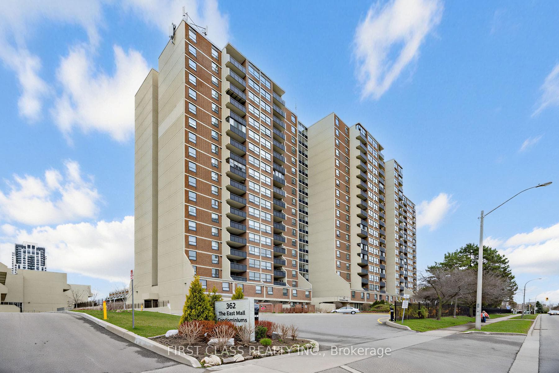 362 The East Mall Road Unit 1007, Etobicoke (Islington / Rexdale), ON M9B 6C4 - Photo 1