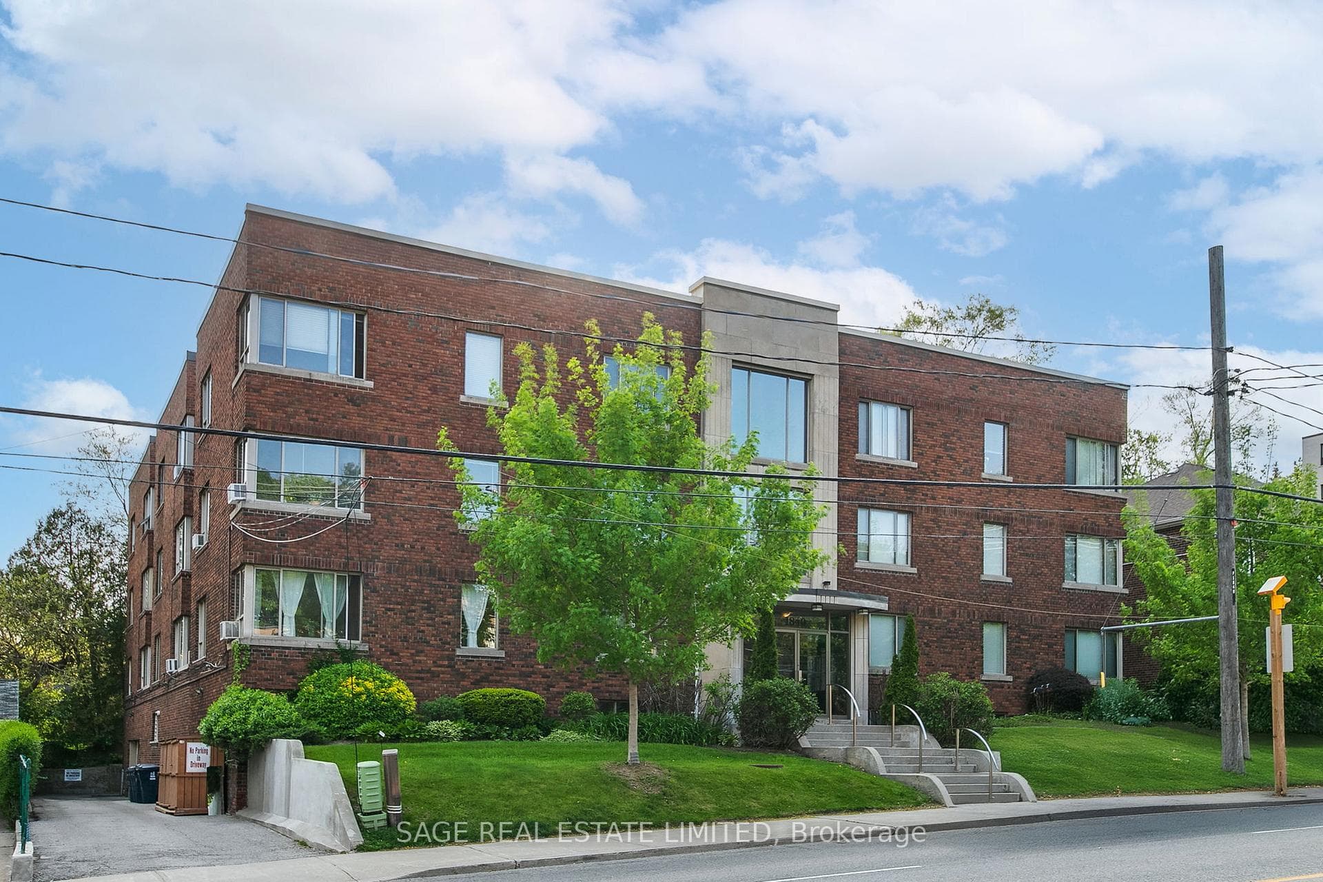 1840 Bathurst Street Unit 204, Toronto C03