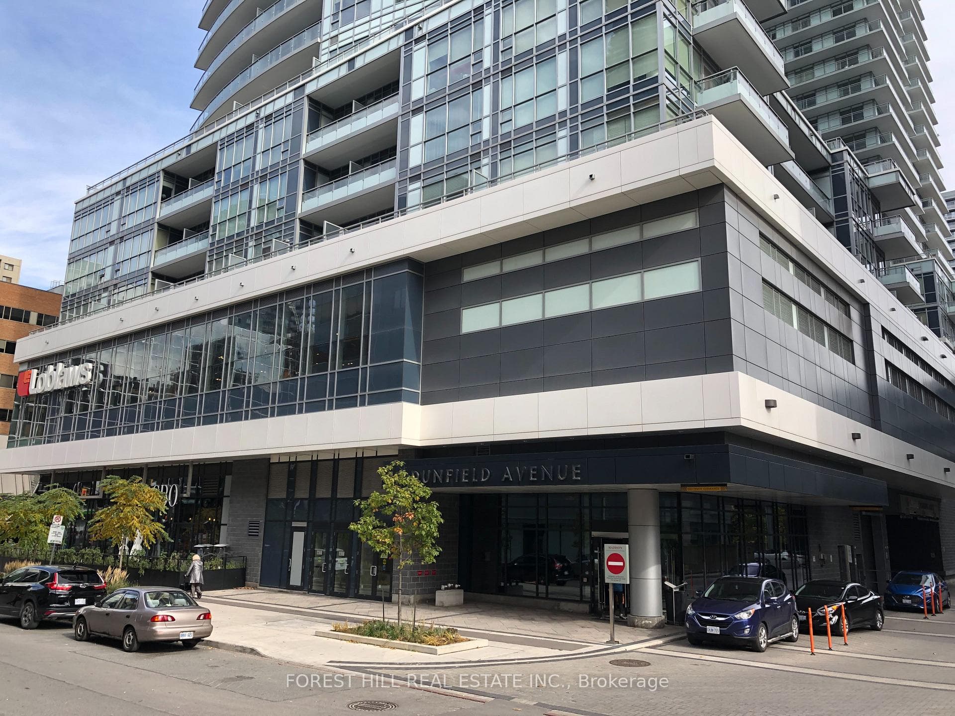 89 DUNFIELD Avenue Unit 910, Leaside / Davisville, ON M4S 0A4 - Photo 1