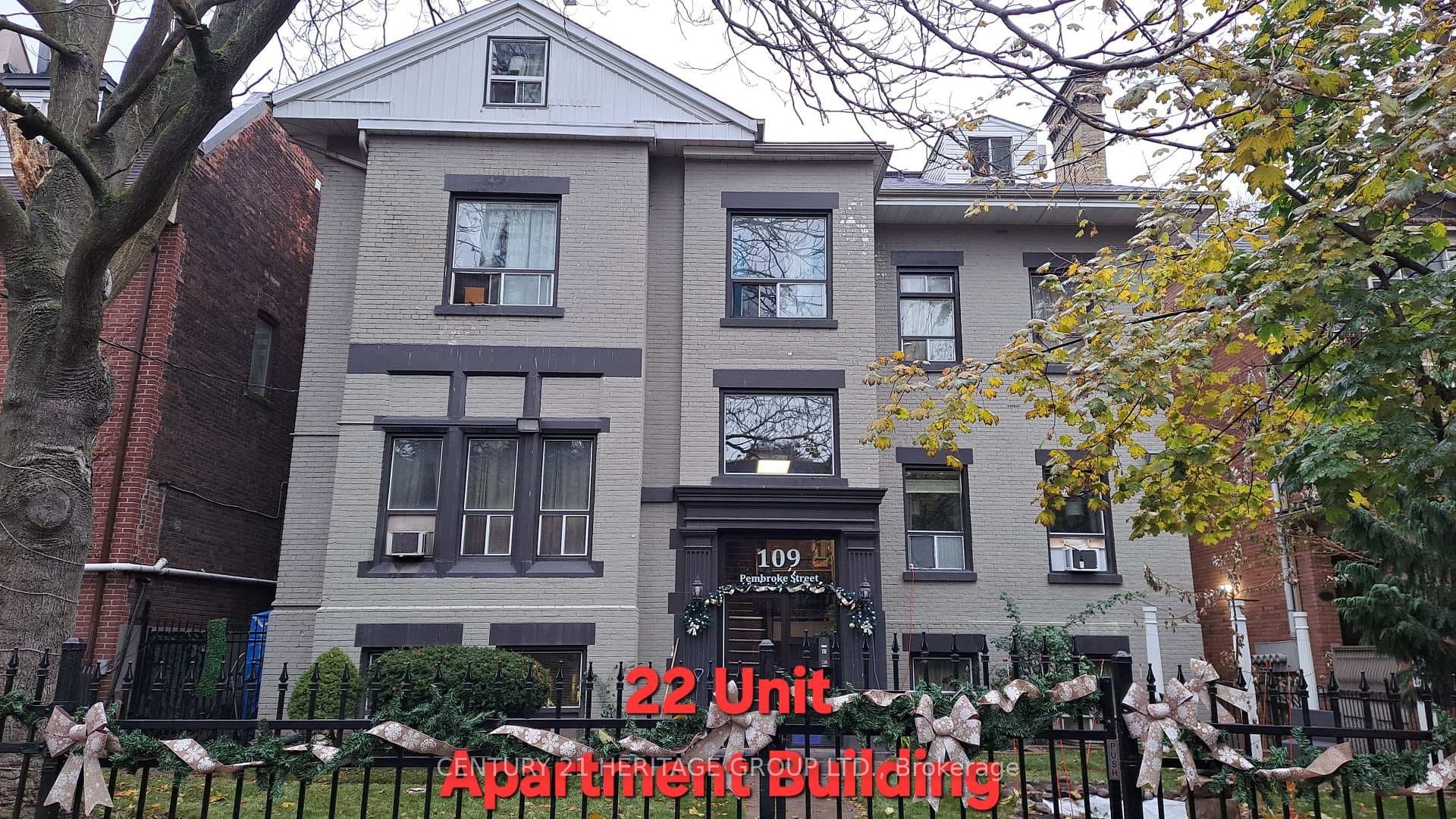 109 Pembroke Street, Regent Park / Cabbagetown / St. James Town, ON M5A 2N9 - Photo 1