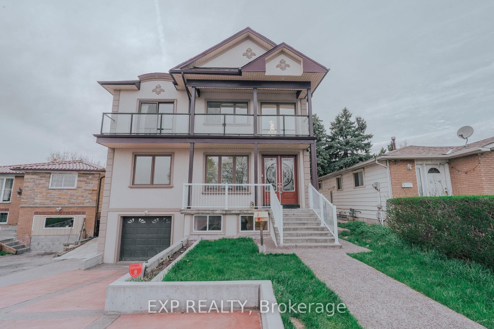 3257 Monica Drive, Mississauga, ON L4T 3E6 - Photo 1