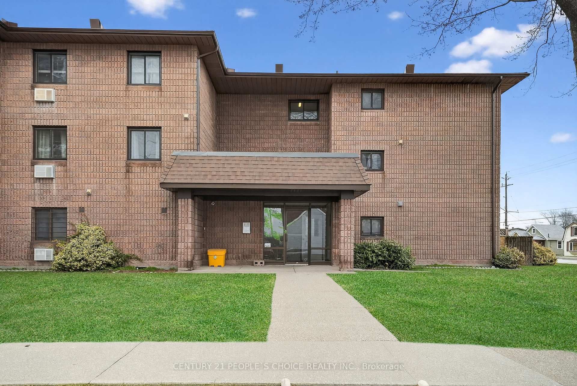 72 Main Street Unit 210, Port Colborne, ON L3K 5Z8 - Photo 1