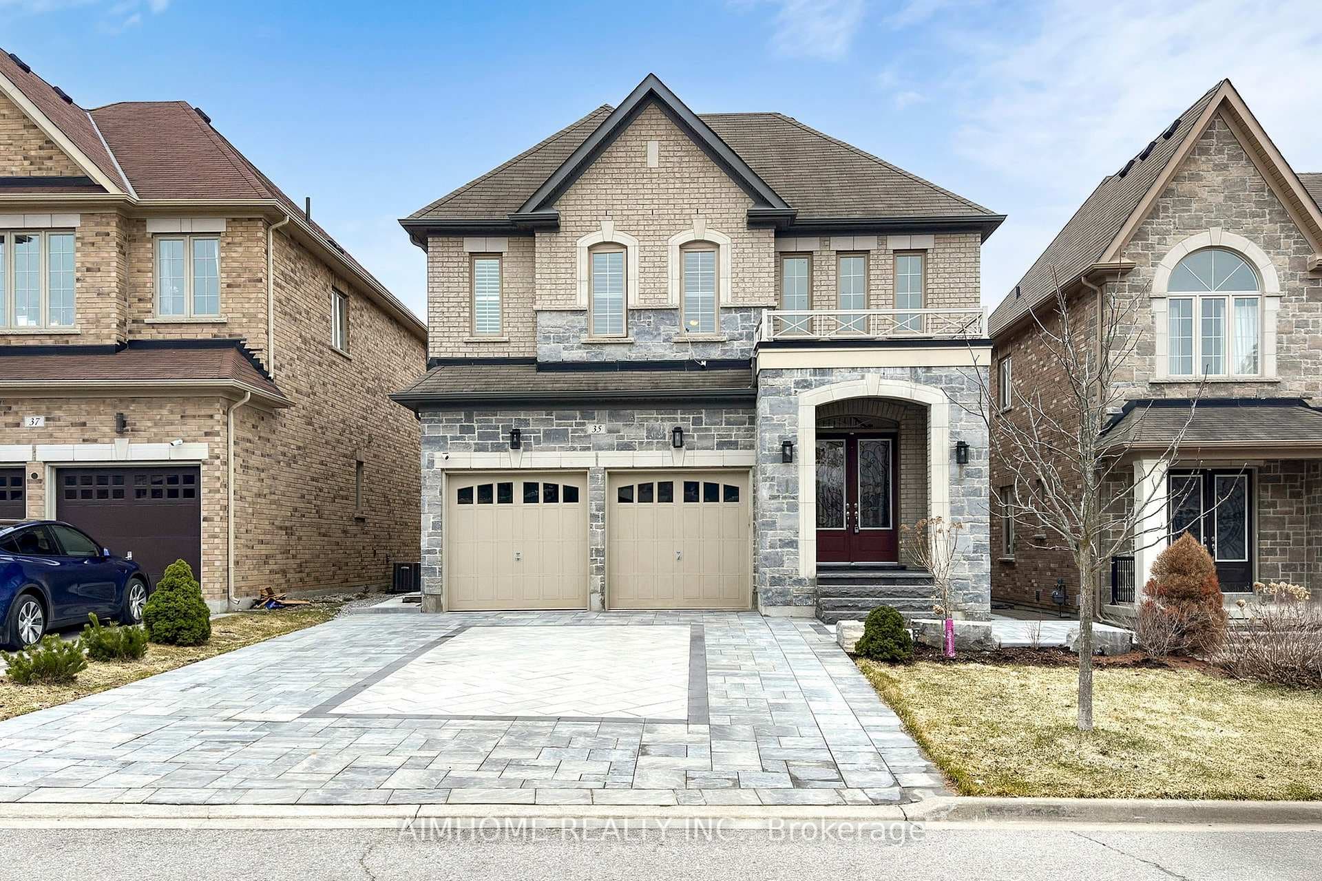 35 Marbrook Street, Richmond Hill, ON L4C 0Y9 - Photo 1