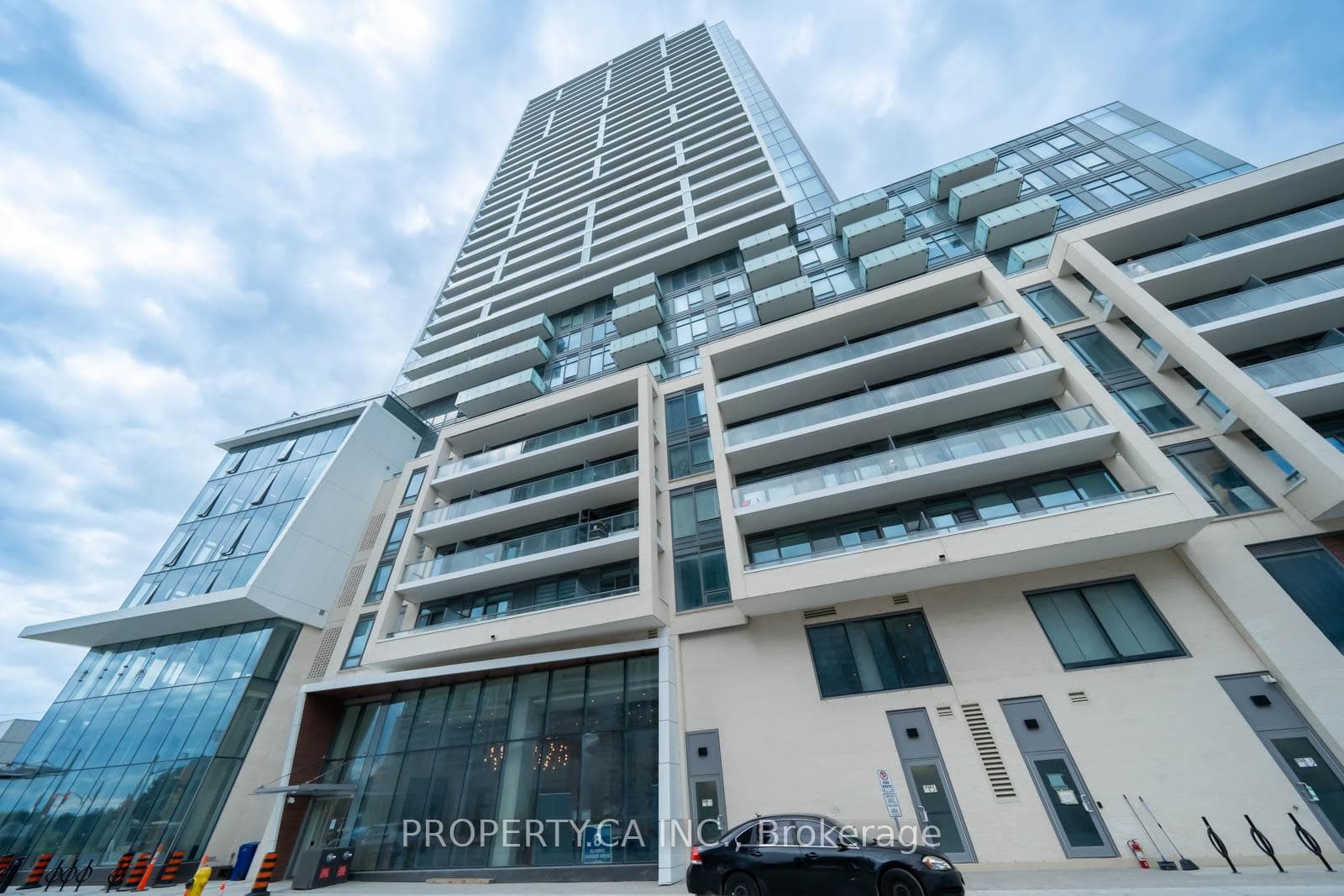 8 Olympic Garden Drive Unit S1001, Willowdale / Newtonbrook, ON M2M 0B9 - Photo 1