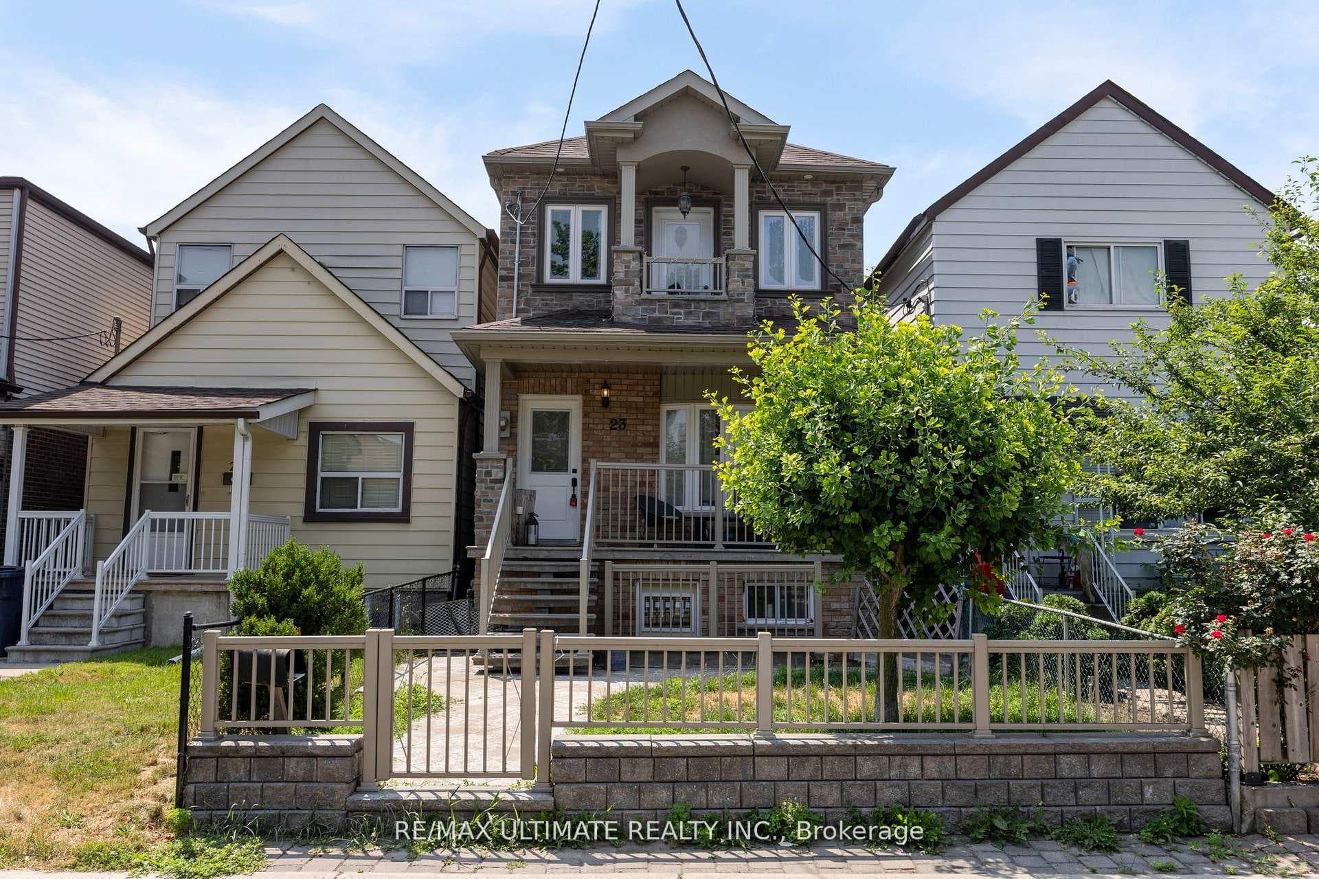 23 Seneca Avenue, Keelesdale / Eglinton West, ON M6N 2G7 - Photo 1