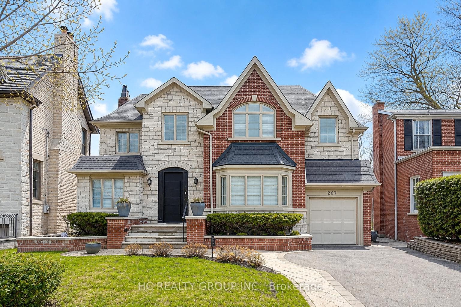 267 St Leonards Avenue, Bridle Path / York Mills / Hoggs Hollow, ON M4N 1K9 - Photo 1