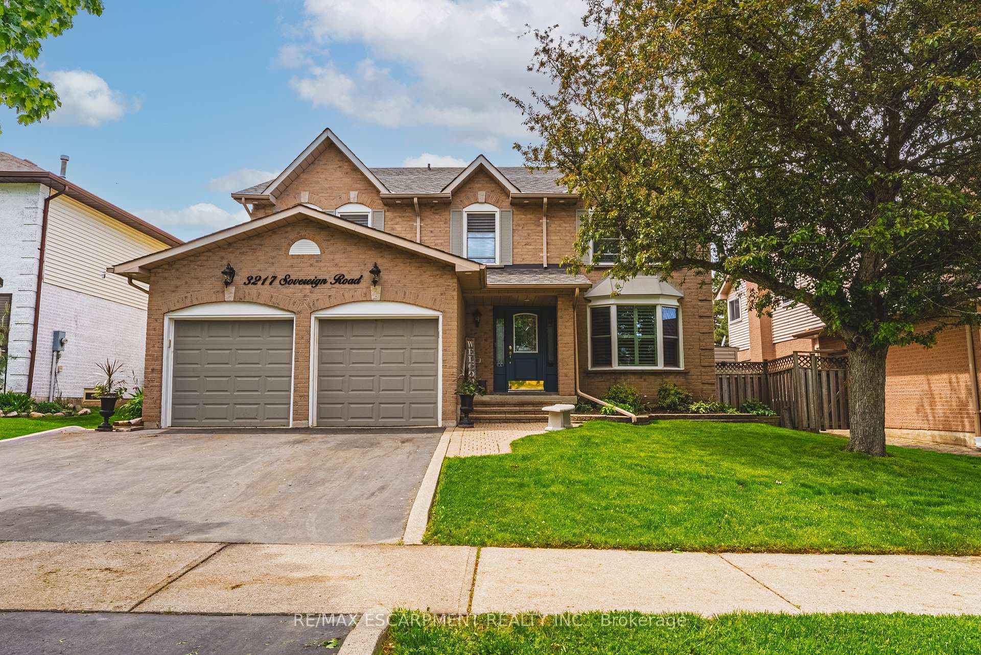 3217 Sovereign Road, Burlington, ON L7M 2V7 - Photo 1