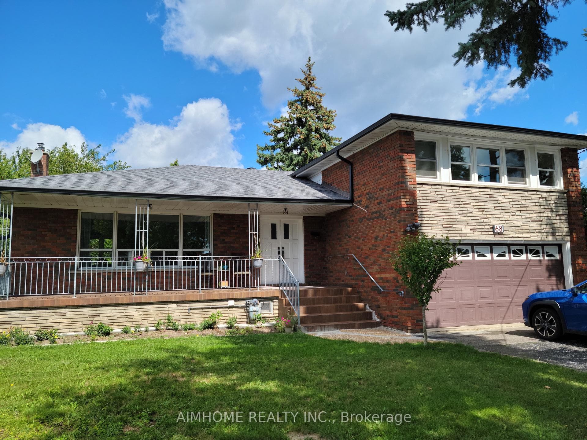68 Claver Avenue Unit #1, York / Weston, ON M6B 2W2 - Photo 1