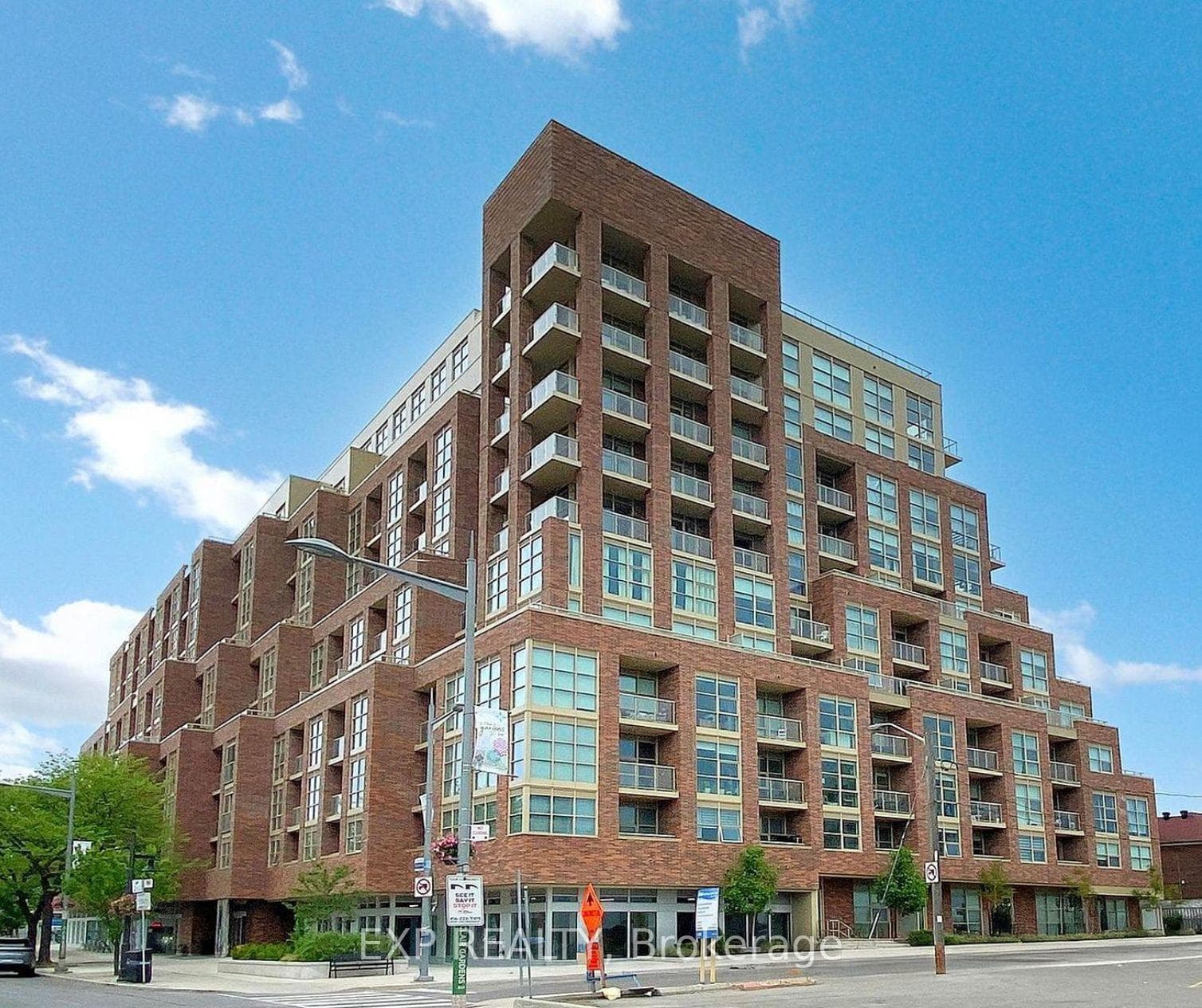 1787 St Clair Avenue Unit 607, Keelesdale / Eglinton West, ON M6N 1J6 - Photo 1