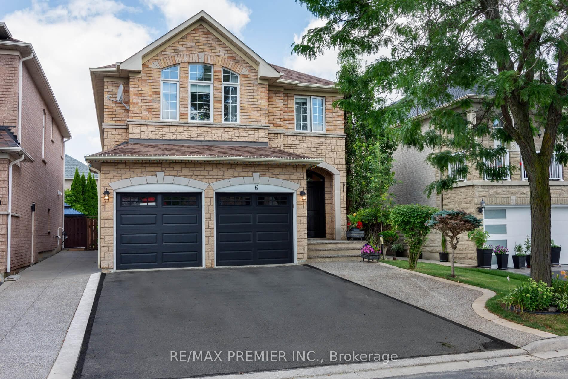 6 San Vito Drive, Vaughan